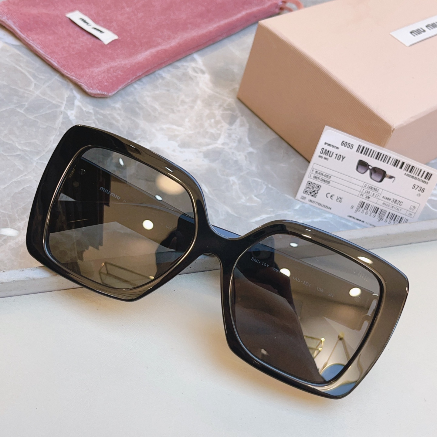 ，【MIUMI*】缪*缪新款太阳镜🕶️，Mod:SMU 10Y，高版本✨SIZE:56口17-135
