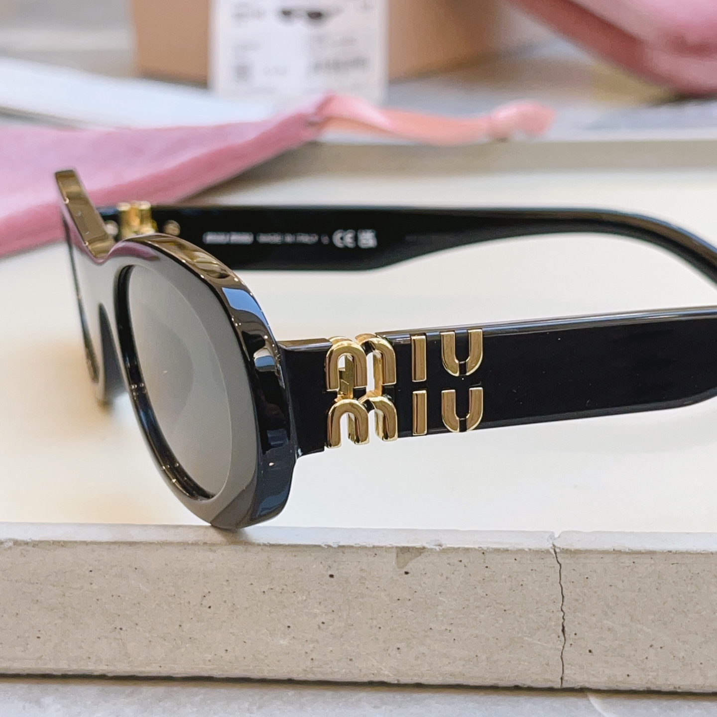 ，【MIUMI*】缪*缪新款太阳镜🕶️，ModSMU 06Z，高版本✨SIZE55口20-140