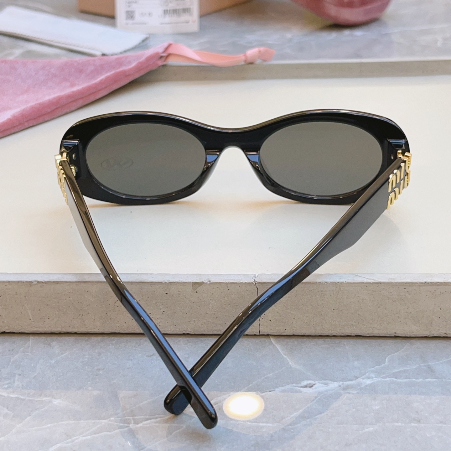 ，【MIUMI*】缪*缪新款太阳镜🕶️，ModSMU 06Z，高版本✨SIZE55口20-140