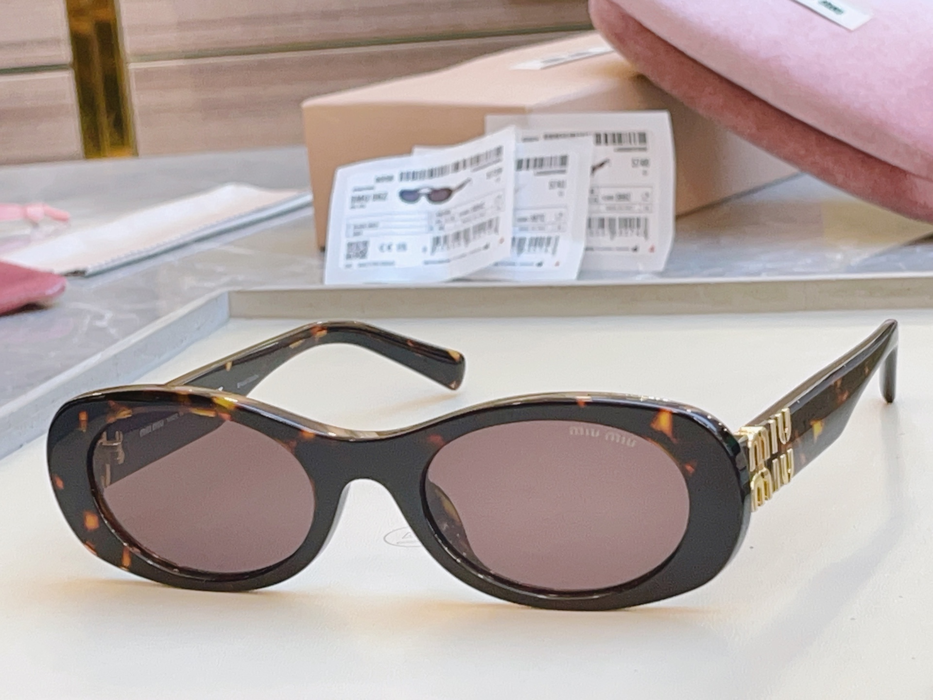 ，【MIUMI*】缪*缪新款太阳镜🕶️，ModSMU 06Z，高版本✨SIZE55口20-140