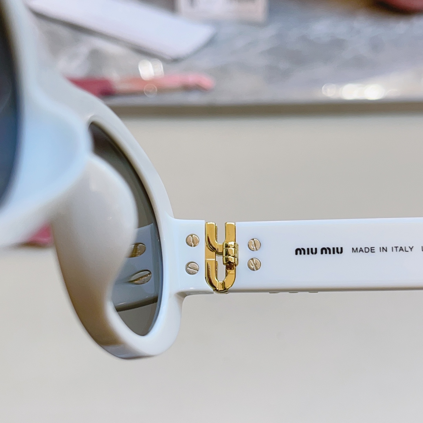 ，【MIUMI*】缪*缪新款太阳镜🕶️，ModSMU 06Z，高版本✨SIZE55口20-140