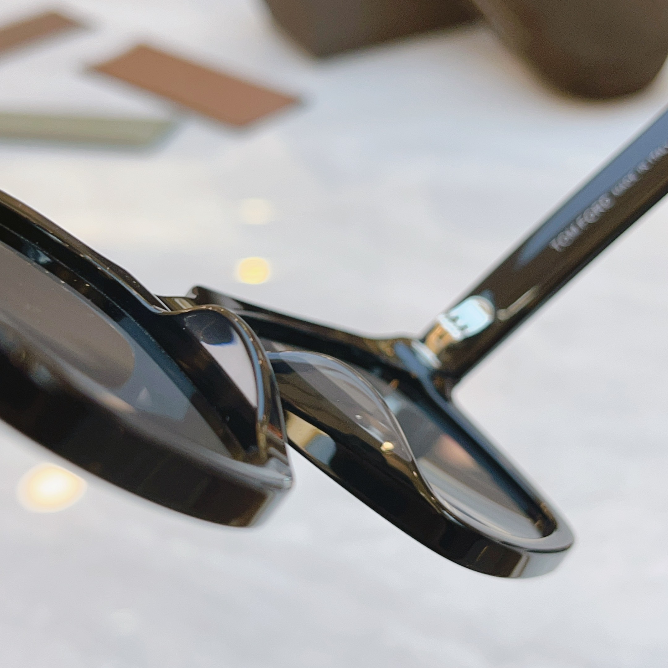 ，【TOM FOR*】汤姆*福特新款太阳镜🕶️，MODEL：TF1162，SIZE：53口22-145