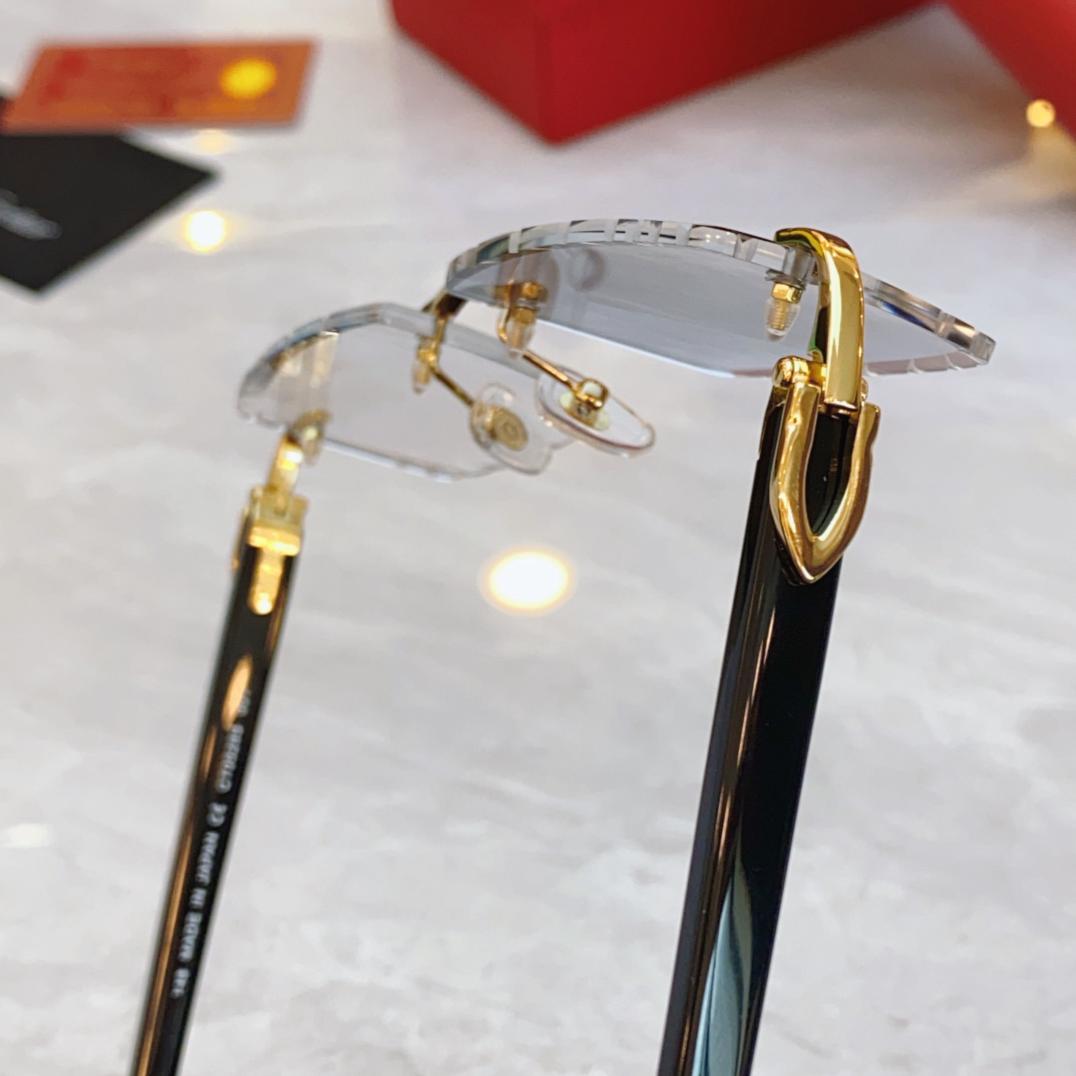  变色镜片，【CARTIE*】卡地*亚新款眼镜架，CT0528S，size60口16-148