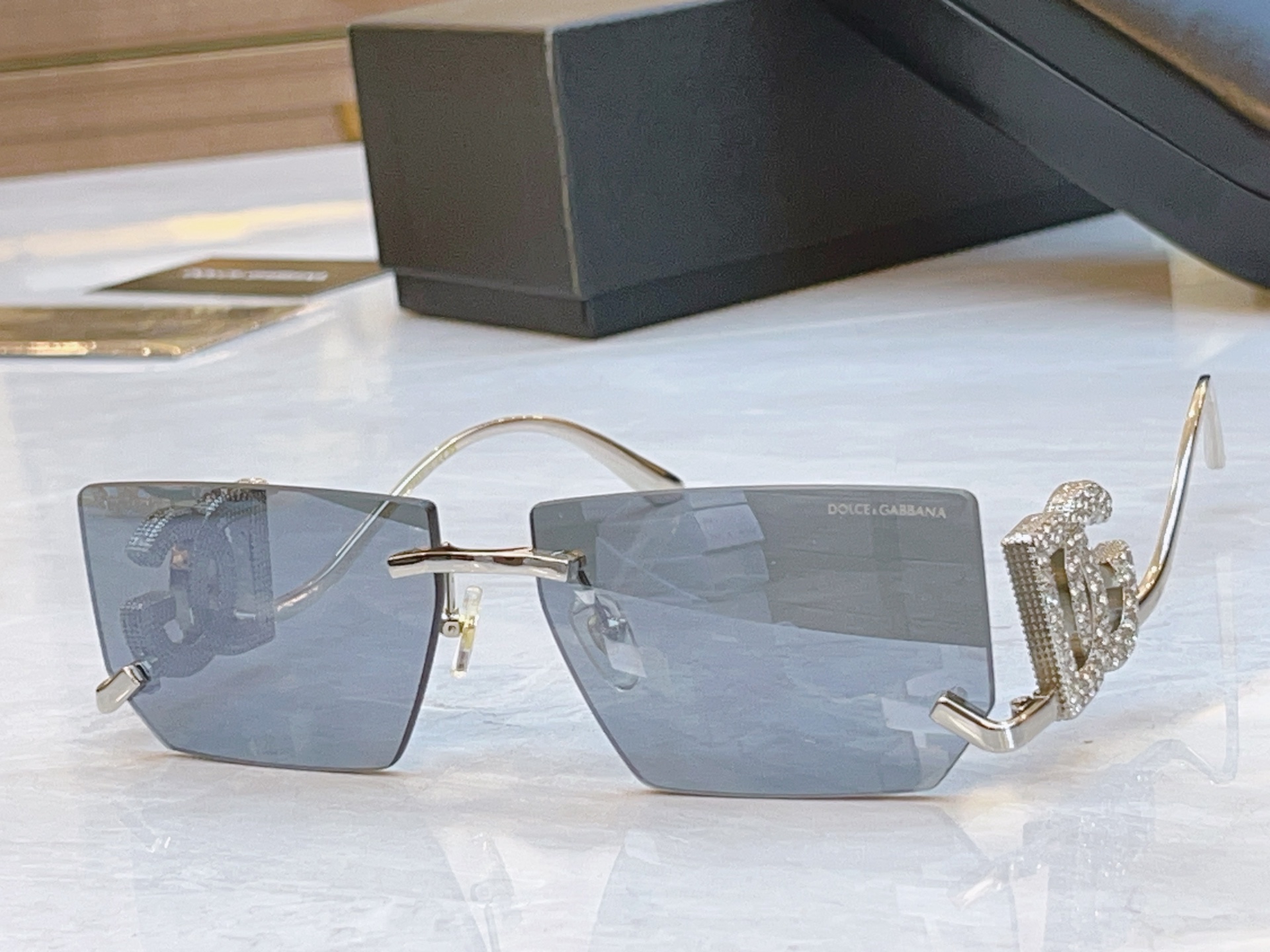 ，【DOLCE & GABBAN*】D*G新款太阳镜，MODEL：DG2304B，SIZE：60口14-