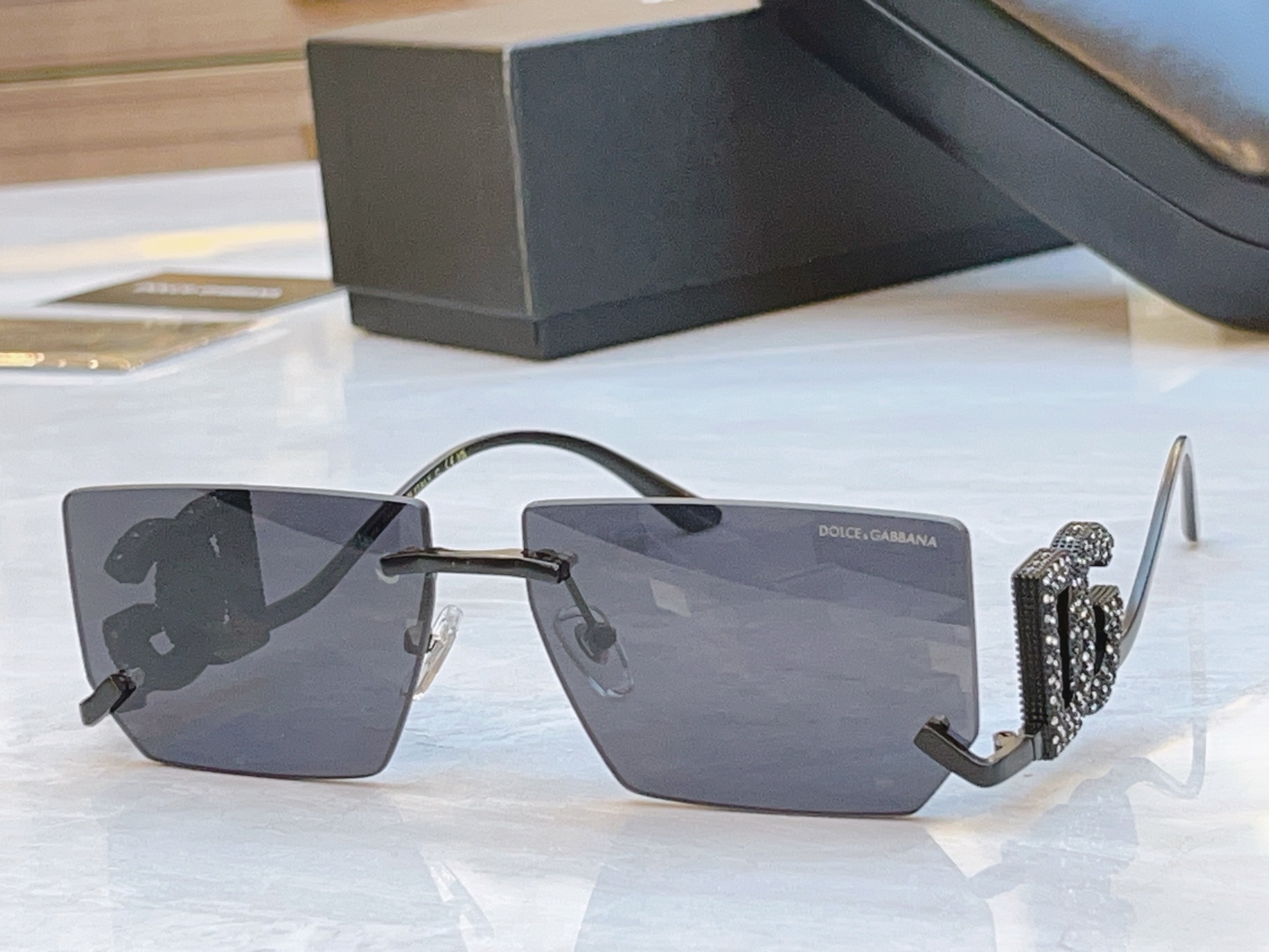 ，【DOLCE & GABBAN*】D*G新款太阳镜，MODEL：DG2304B，SIZE：60口14-
