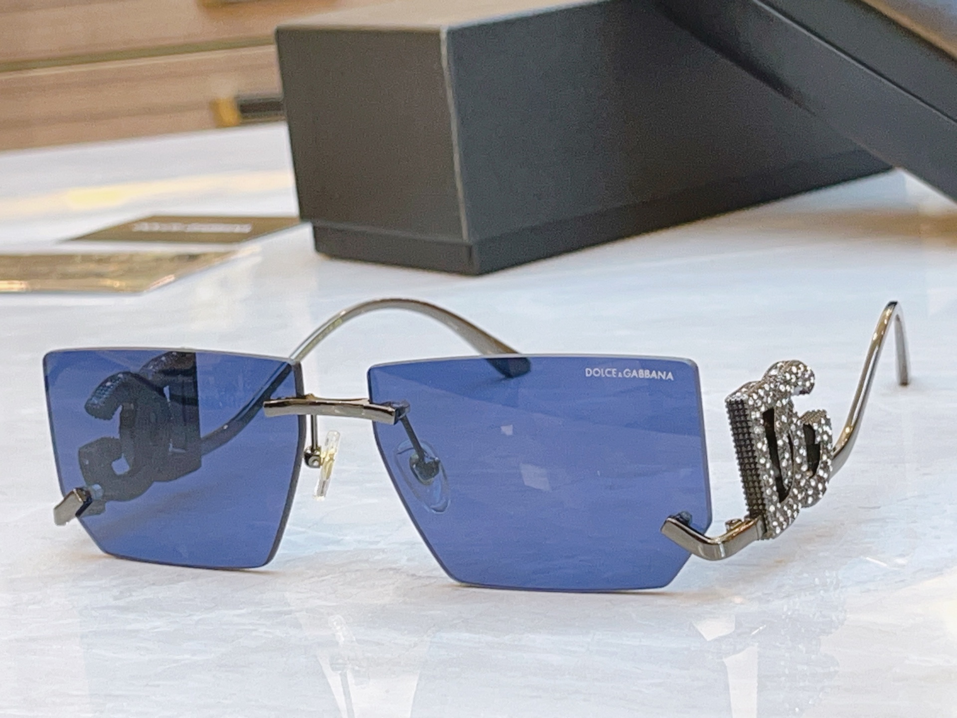 ，【DOLCE & GABBAN*】D*G新款太阳镜，MODEL：DG2304B，SIZE：60口14-