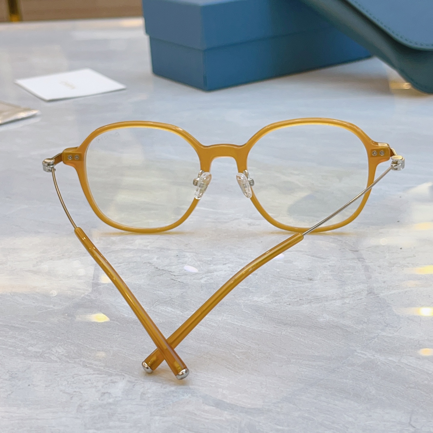 ，【CARI*】卡*琳新款太阳镜，MODELJIM，SIZE：53口19-140