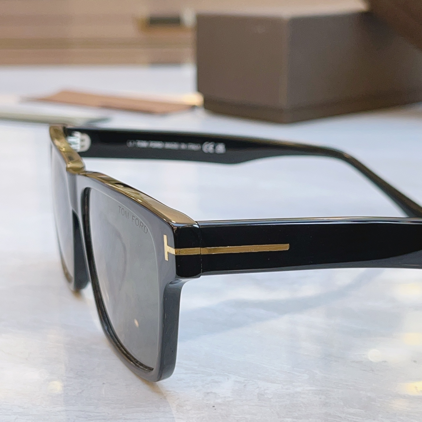 ，【TOM FOR*】汤姆*福特新款太阳镜🕶️，MODEL：FT1205，SIZE：55口20-145