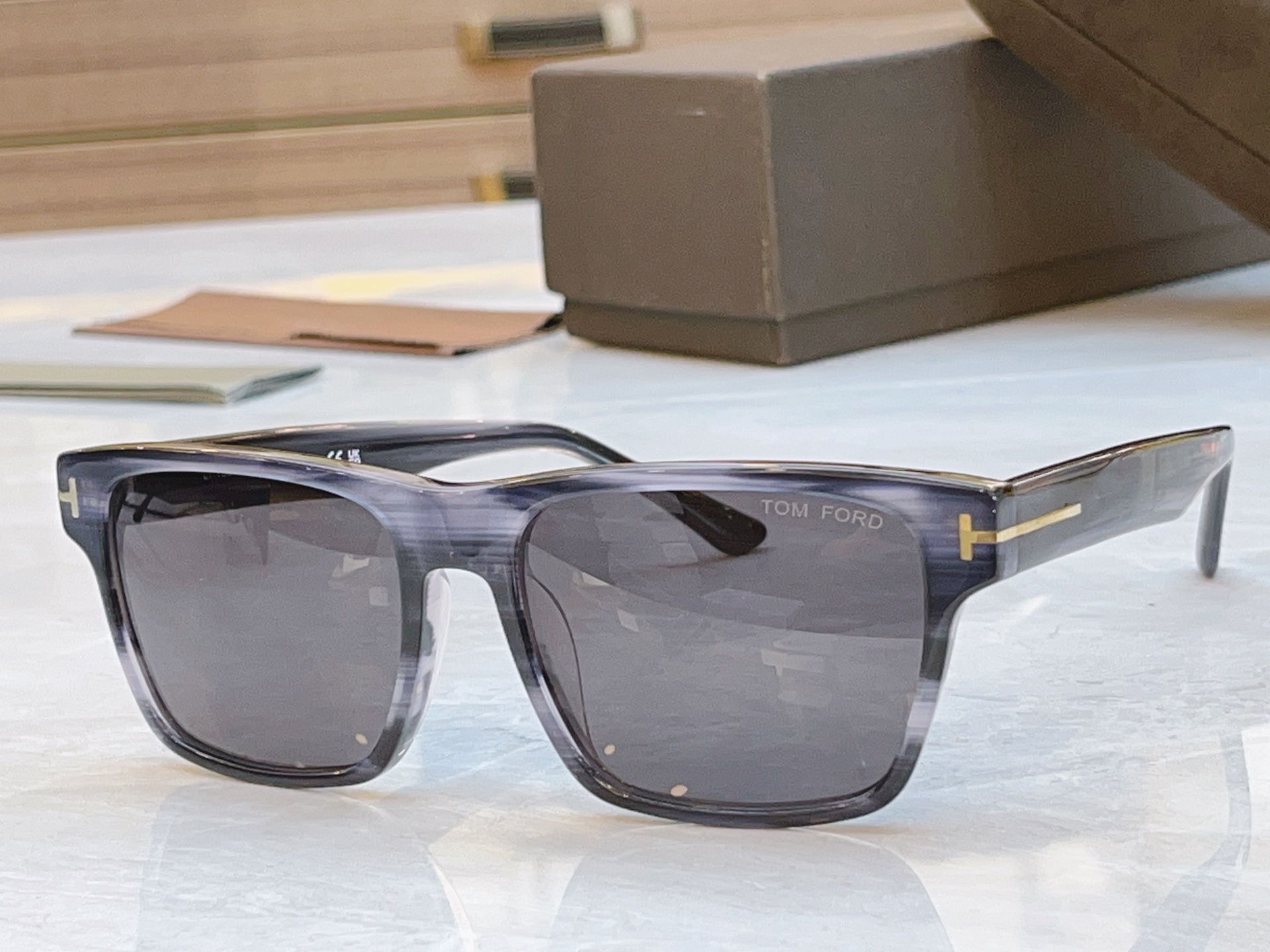 ，【TOM FOR*】汤姆*福特新款太阳镜🕶️，MODEL：FT1205，SIZE：55口20-145