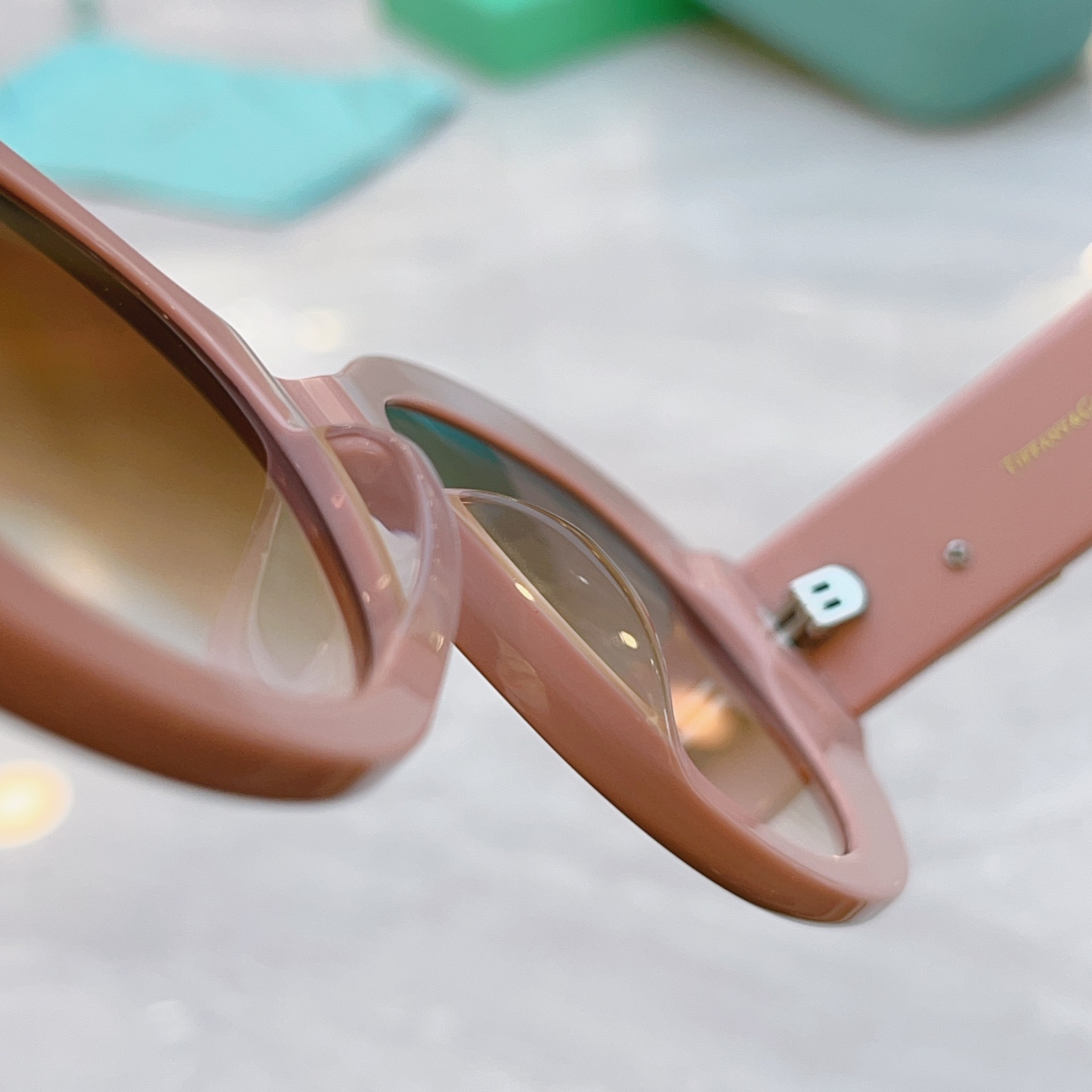 ，【Tiffany & Co.】蒂芙*尼新款太阳镜🕶️，Mod：TF5024，Size：51口18-14