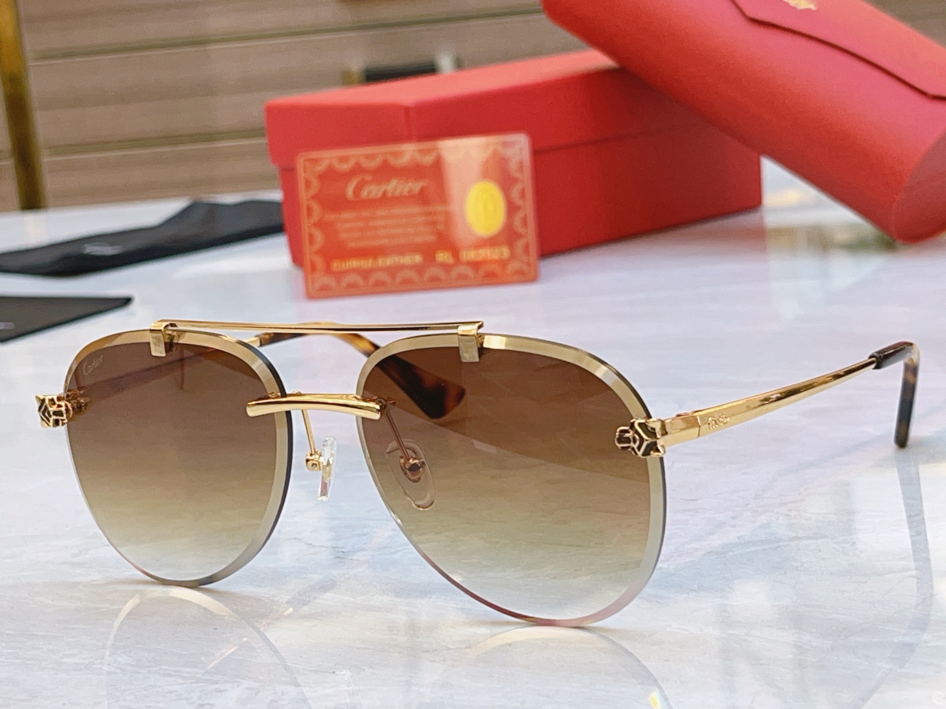 ，【CARTIE*】卡地*亚新款太阳镜，CT01586O，size60口18-142