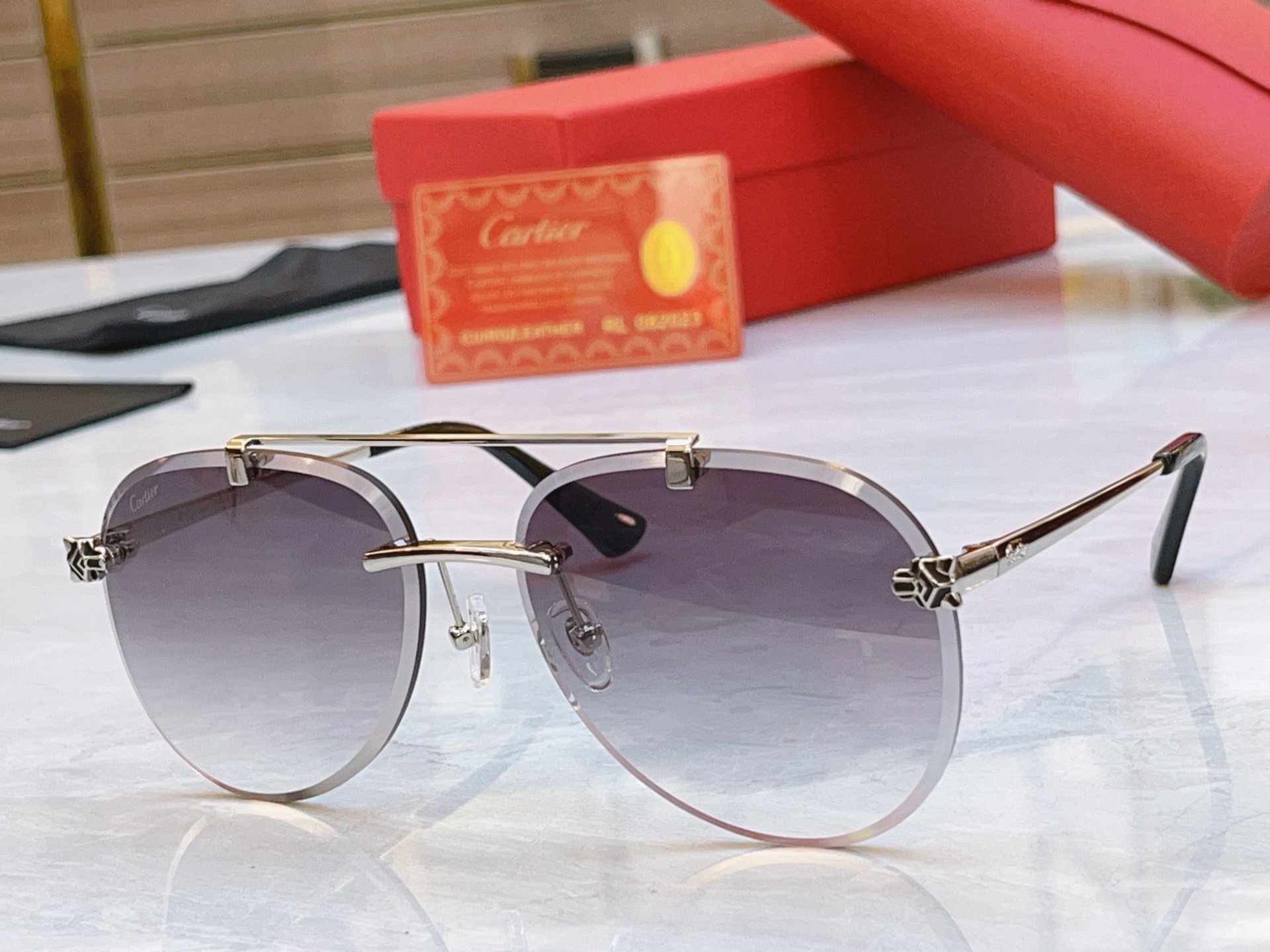 ，【CARTIE*】卡地*亚新款太阳镜，CT01586O，size60口18-142