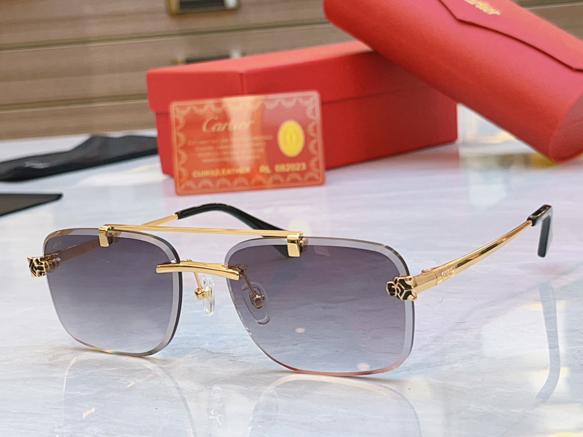 ，【CARTIE*】卡地*亚新款太阳镜，CT01586O，size60口18-142