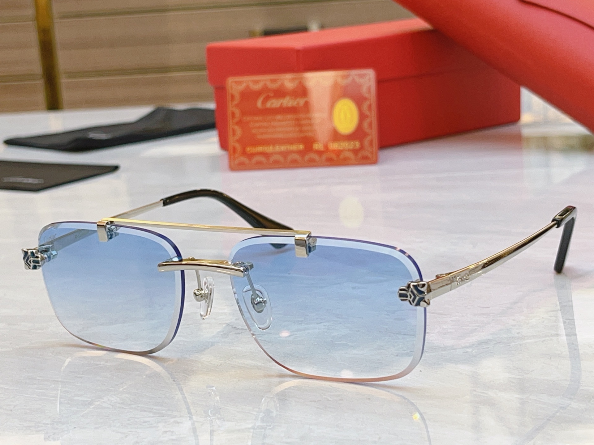 ，【CARTIE*】卡地*亚新款太阳镜，CT01586O，size60口18-142