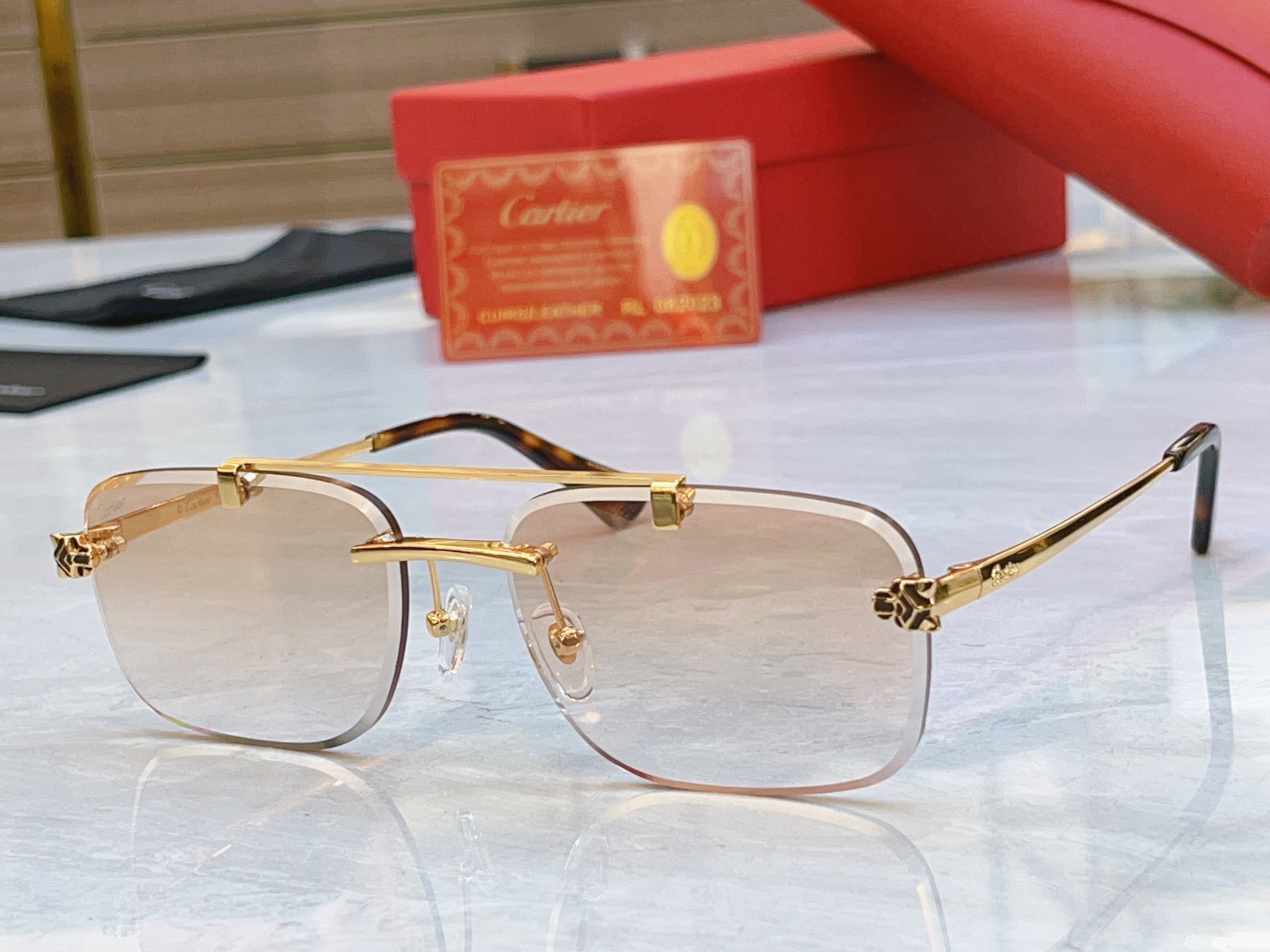 ，【CARTIE*】卡地*亚新款太阳镜，CT01586O，size60口18-142