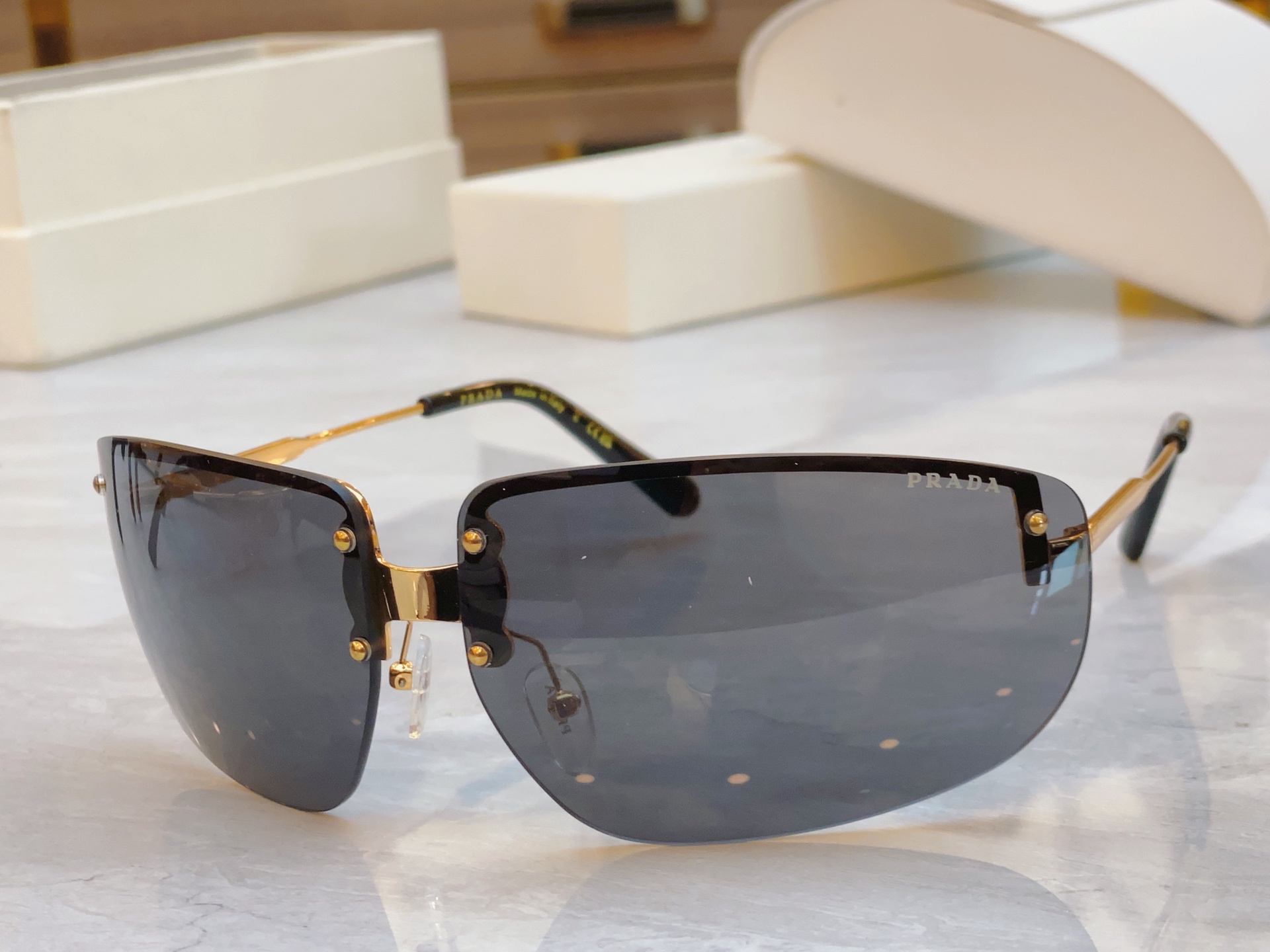 ，【PRAD*】普拉*达新款太阳镜🕶️，MODEL：PS 75，SIZE：75口12-125