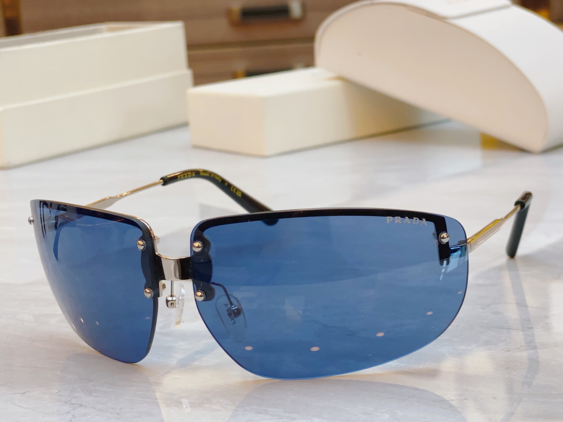，【PRAD*】普拉*达新款太阳镜🕶️，MODEL：PS 75，SIZE：75口12-125