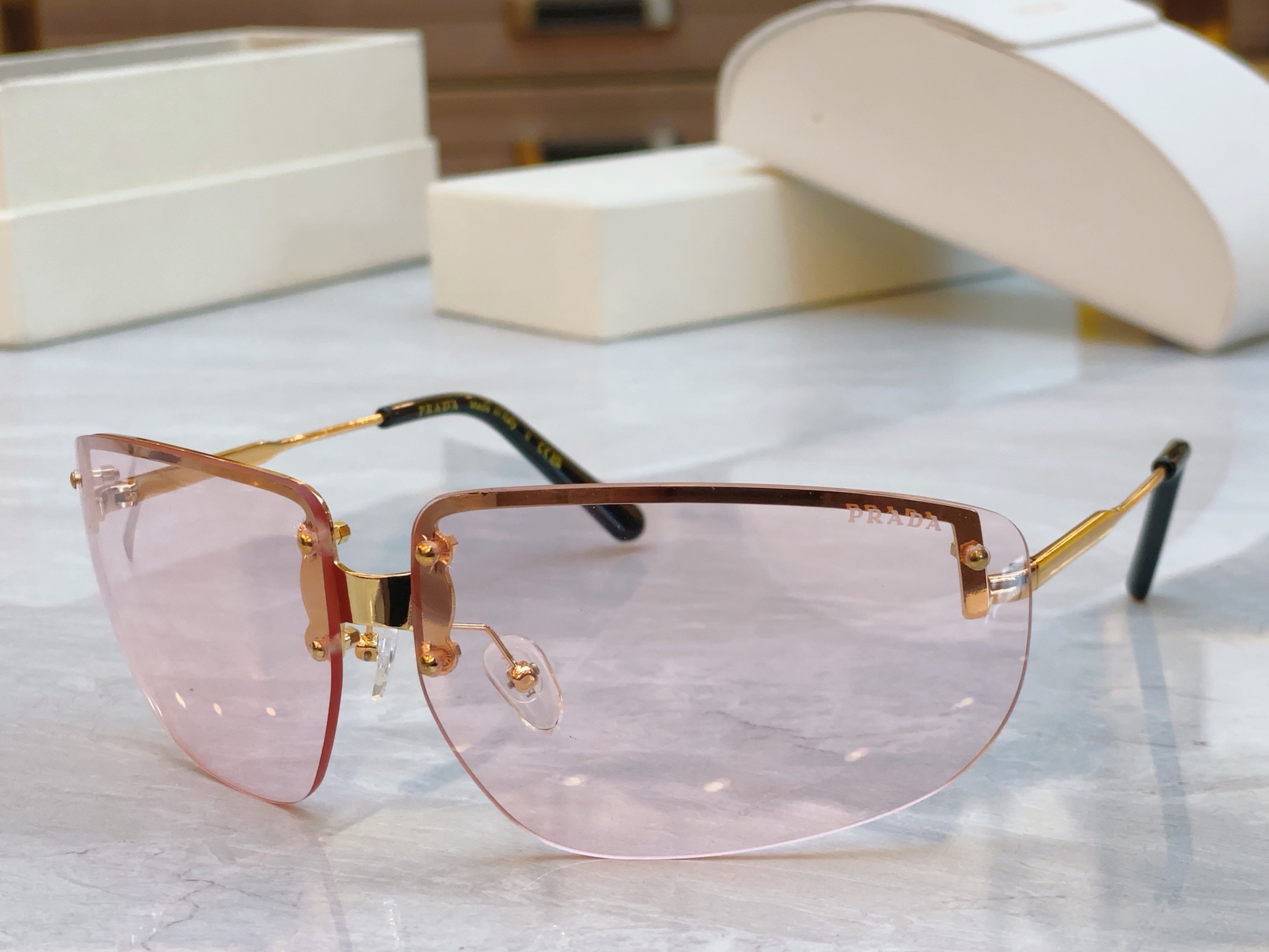 ，【PRAD*】普拉*达新款太阳镜🕶️，MODEL：PS 75，SIZE：75口12-125
