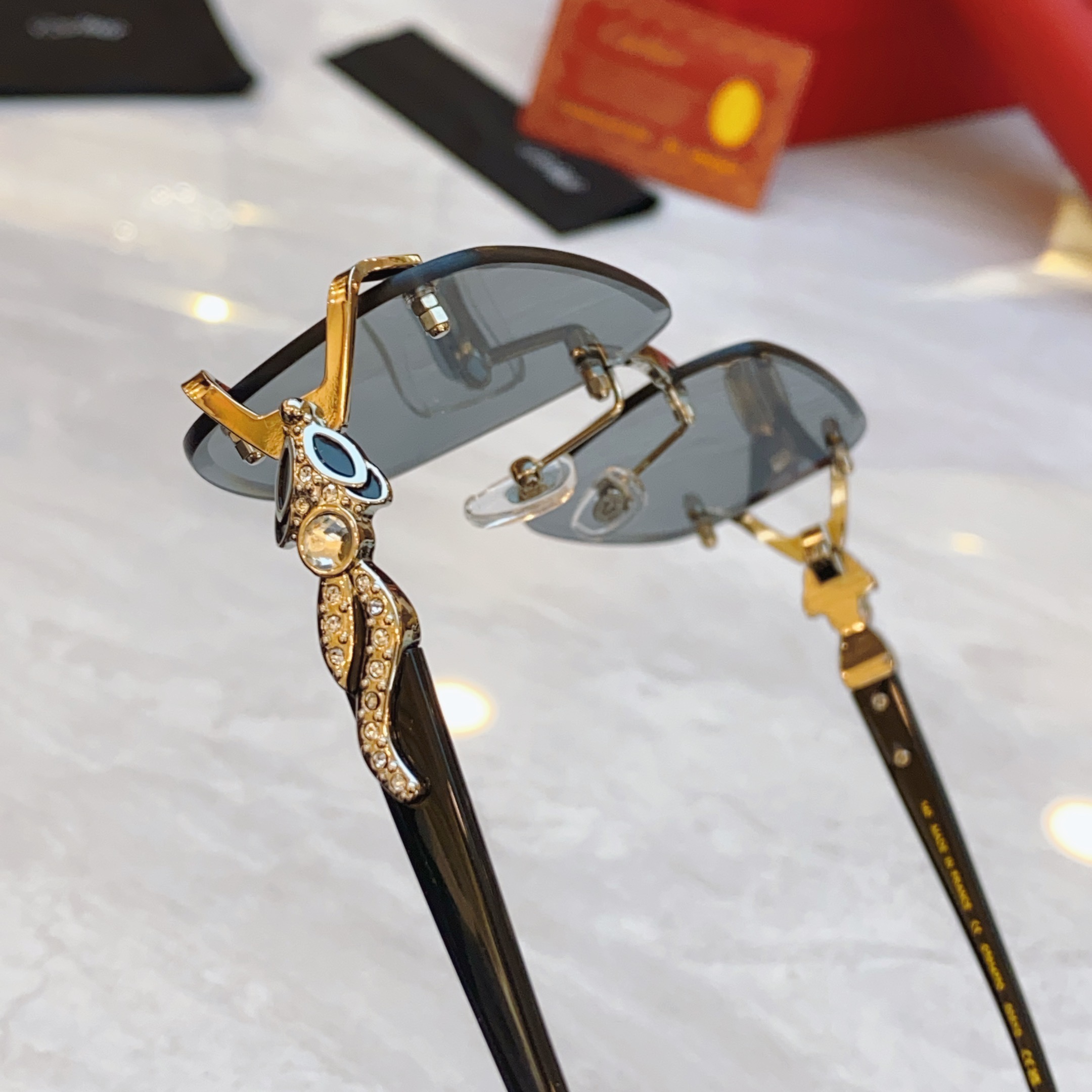 ，【CARTIE*】卡地*亚新款太阳镜，CT01477O，size59口17-140