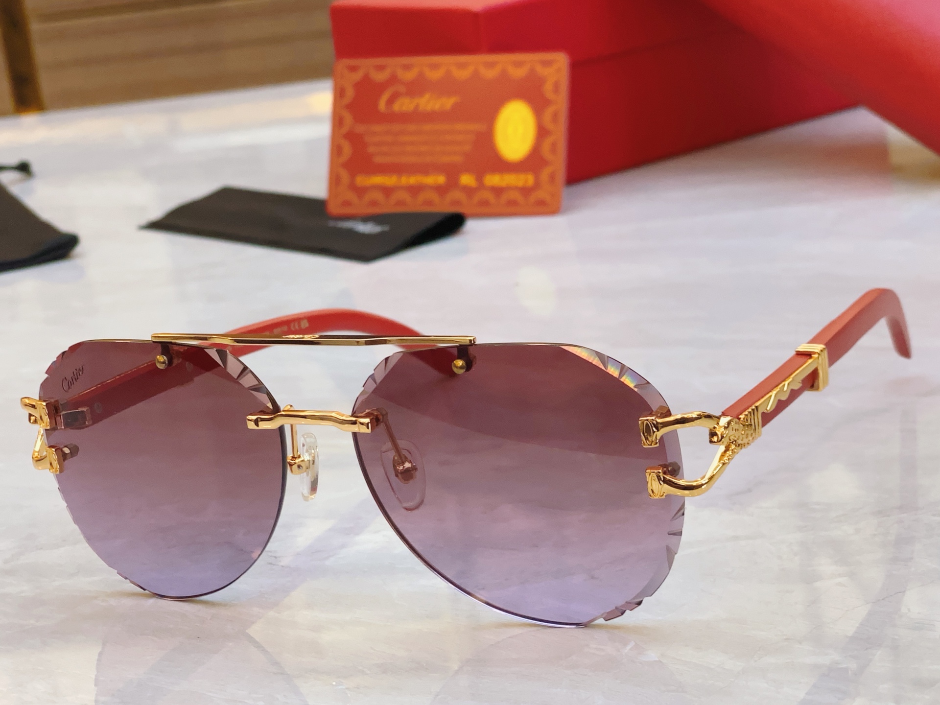 ，【CARTIE*】卡地*亚新款太阳镜，CT0532S ，size61口15-140