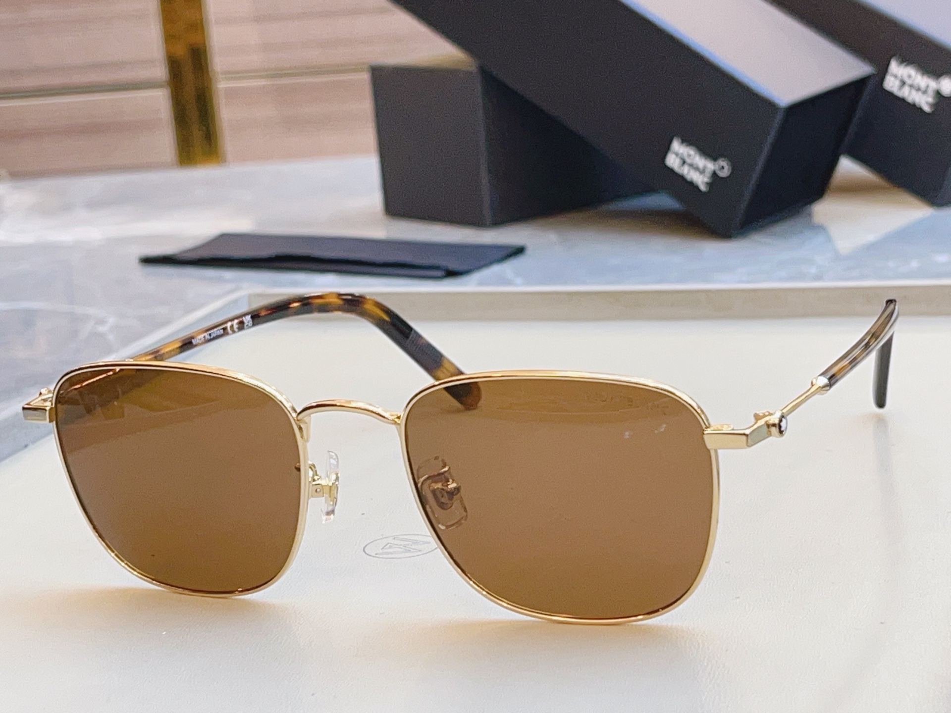 ，【MONT BLAN*】万宝龙新款光学架，钛架✨，MODELMB0392O，SIZE 55口20-14