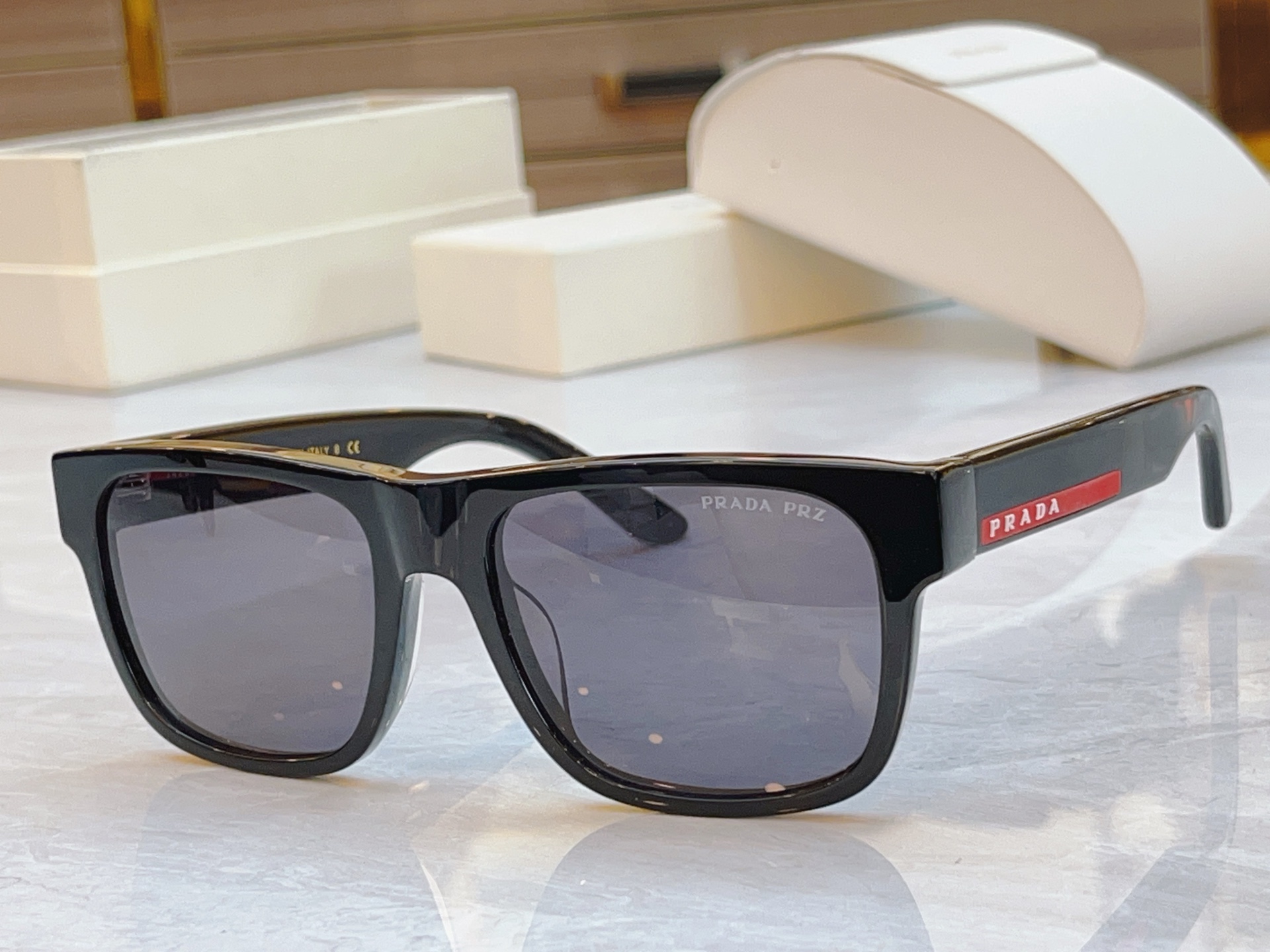 ，【PRAD*】普拉*达新款太阳镜🕶️，MODEL：PS072S，SIZE：53口19-145