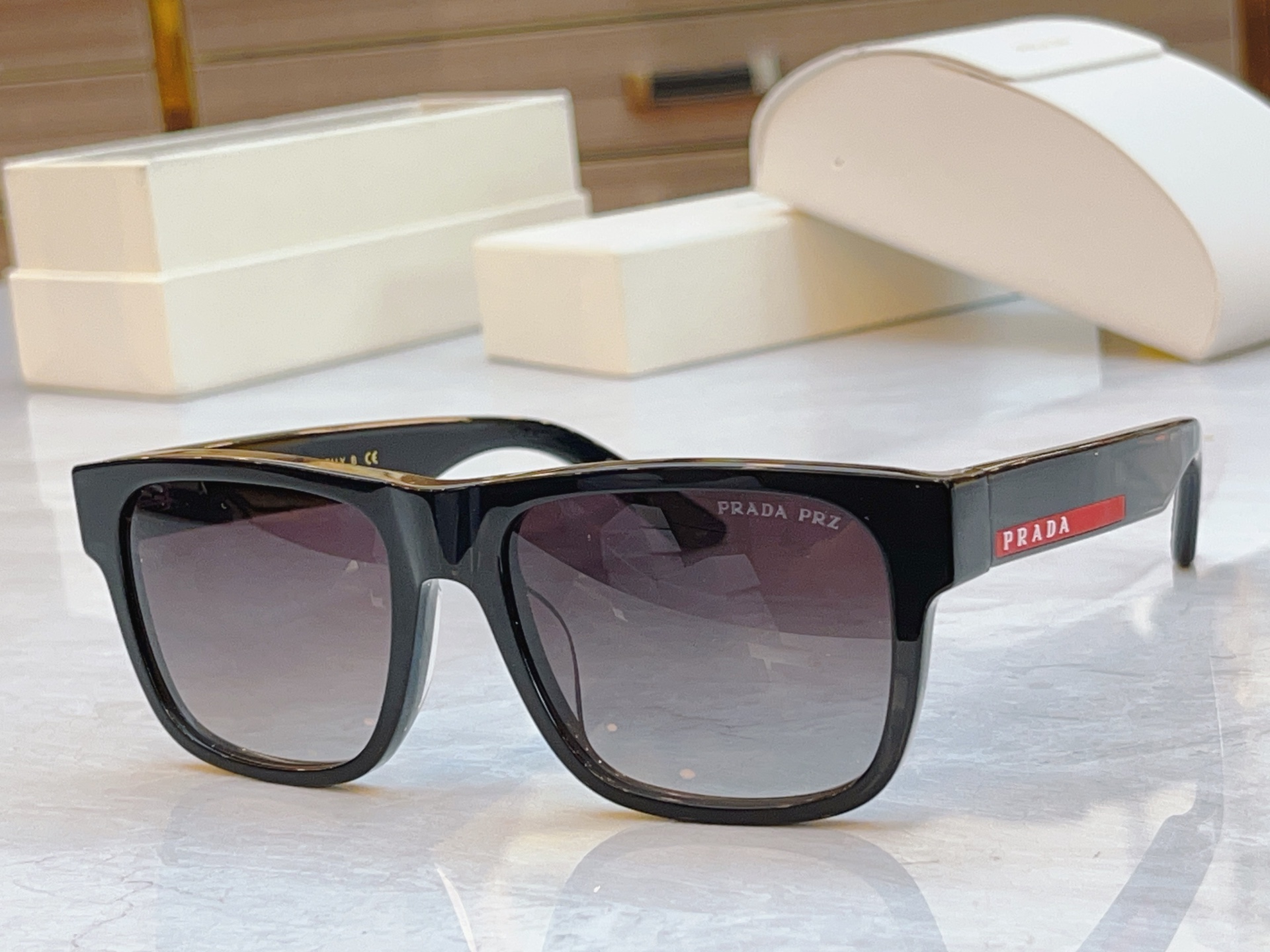 ，【PRAD*】普拉*达新款太阳镜🕶️，MODEL：PS072S，SIZE：53口19-145