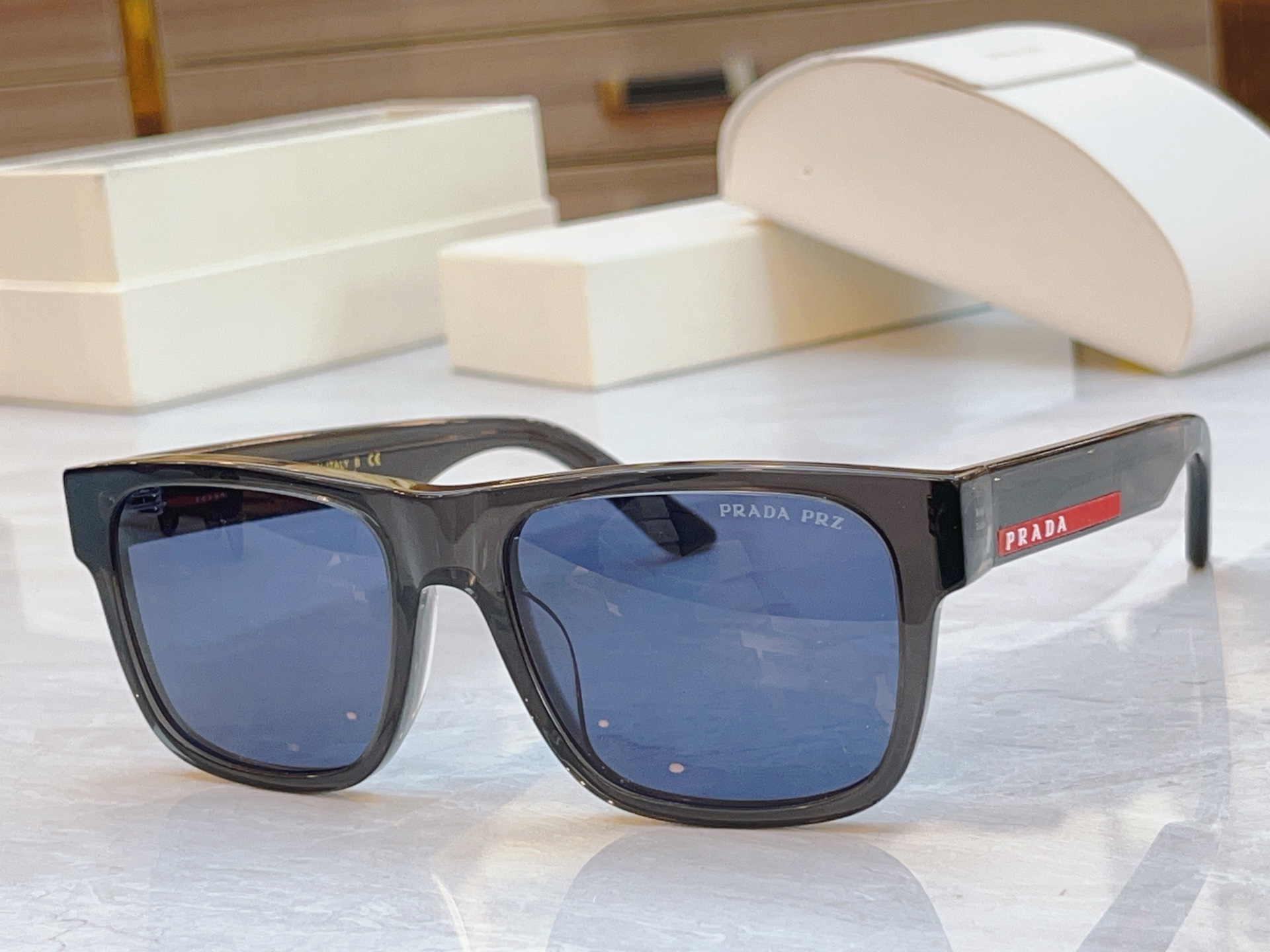 ，【PRAD*】普拉*达新款太阳镜🕶️，MODEL：PS072S，SIZE：53口19-145