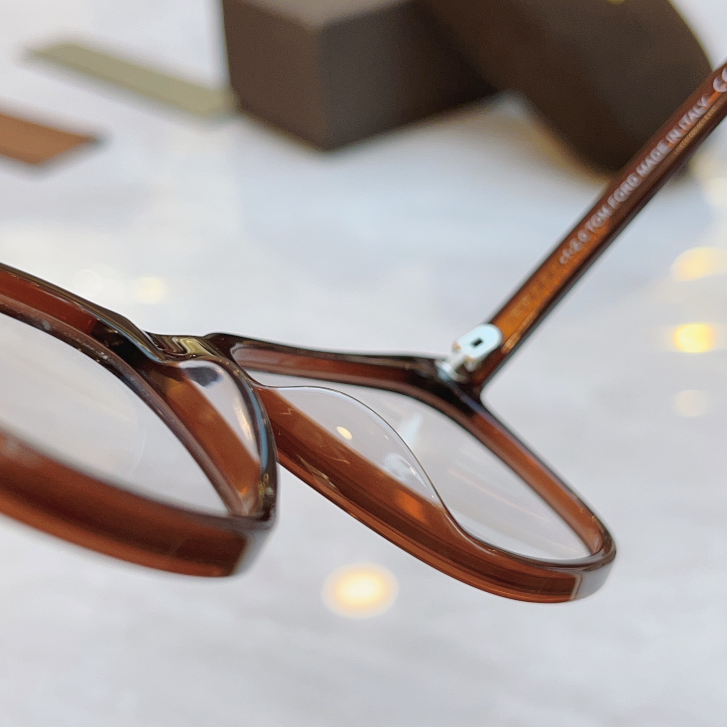 ，【TOM FOR*】汤姆*福特新款太阳镜🕶️，MODEL：TF5929，SIZE：54口18-145
