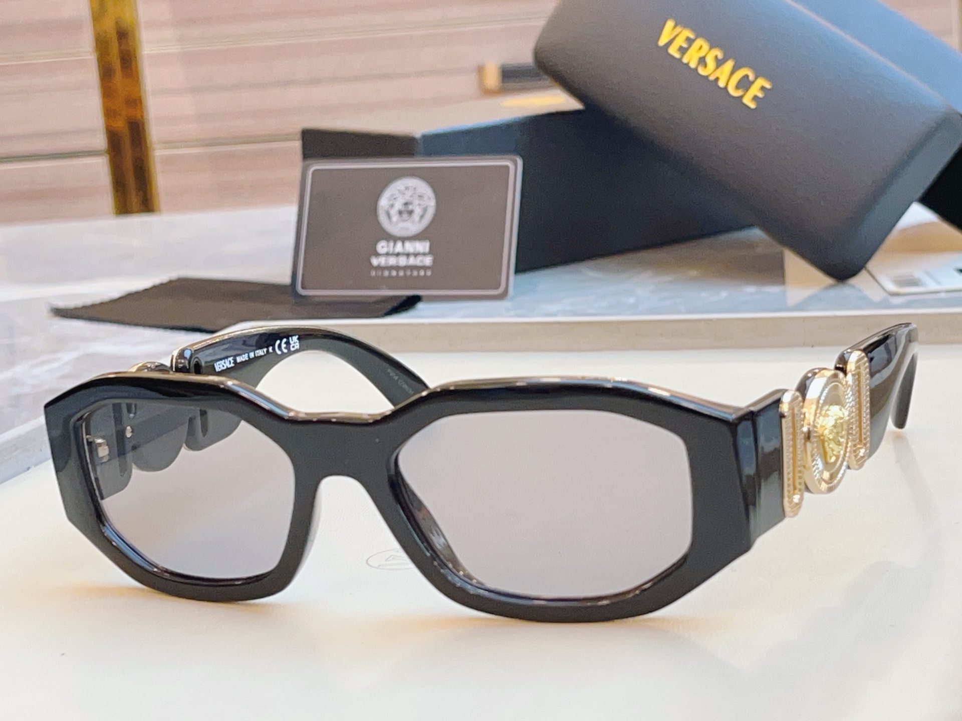 ，【VERSAC*】范思*哲新款太阳镜，
MODEL：MOD.4361，SIZE：53口18-140
