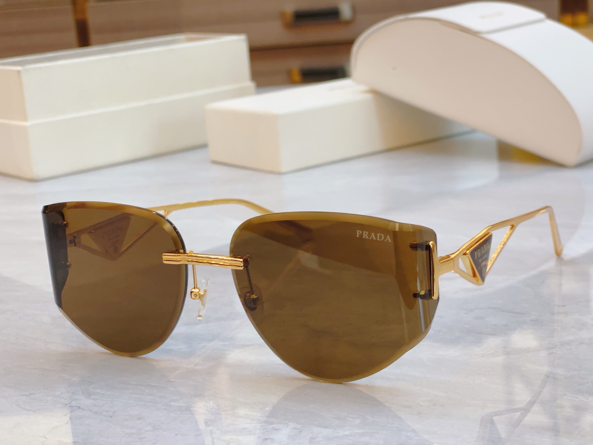 ，【PRAD*】普拉*达新款太阳镜，MODEL：PR 190VS，SIZE：60口17-140