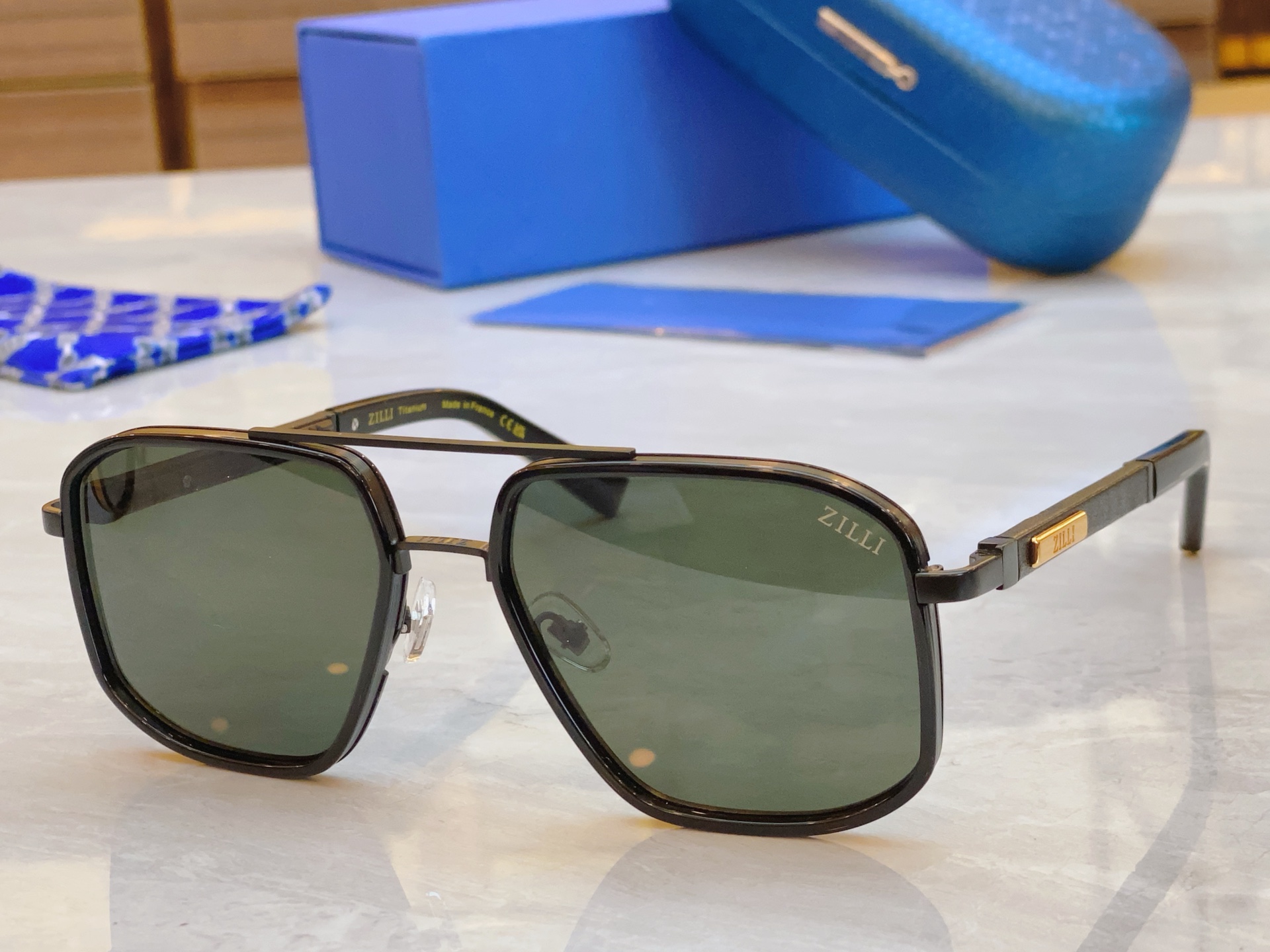 ，【ZEIZ*】蔡*司新款太阳镜，MODEL：ZI65039，SIZE：60口17-145