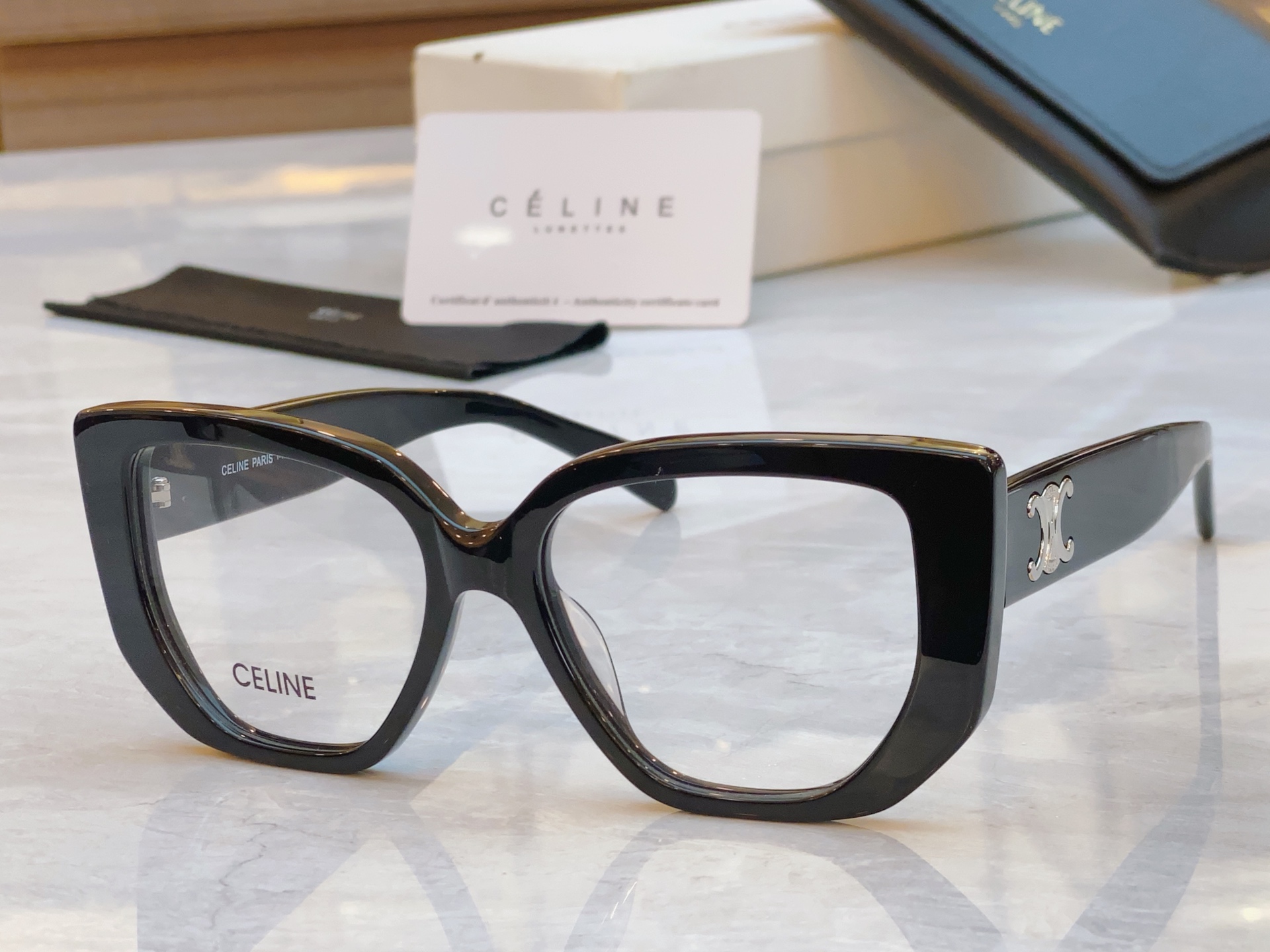 ，【CELIN*】赛*琳新款太阳镜， MODELCL50146I ，SIZE 53口15-145