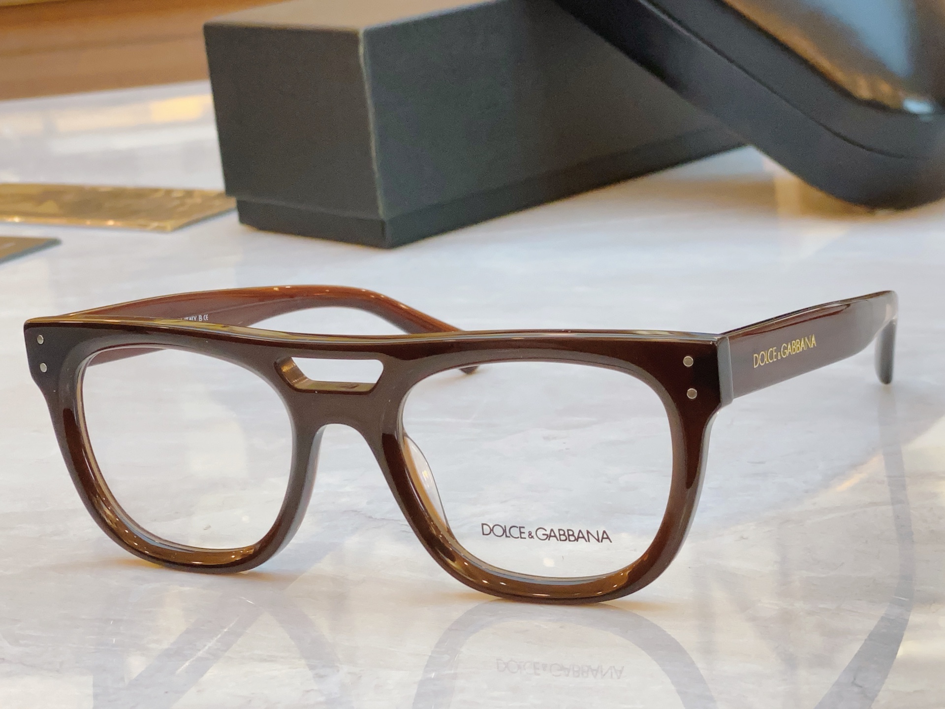 ，【DOLCE & GABBAN*】D*G新款太阳镜，MODEL：DG3388，SIZE：53口20-1