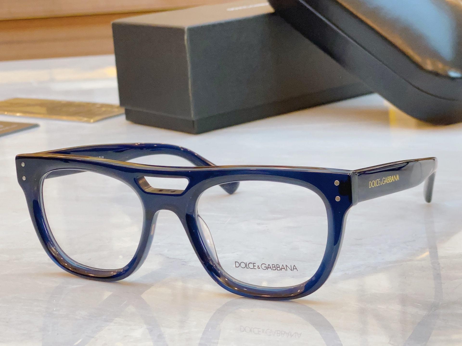 ，【DOLCE & GABBAN*】D*G新款太阳镜，MODEL：DG3388，SIZE：53口20-1
