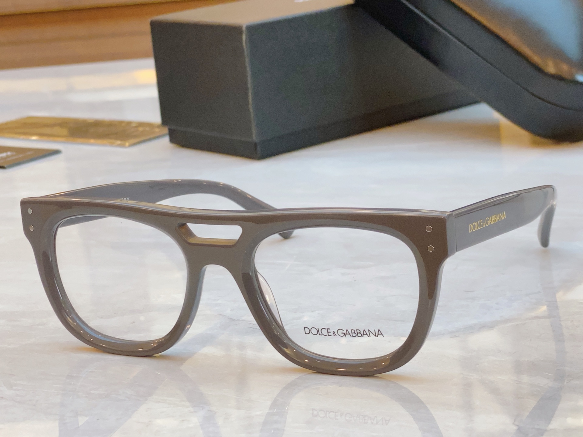 ，【DOLCE & GABBAN*】D*G新款太阳镜，MODEL：DG3388，SIZE：53口20-1