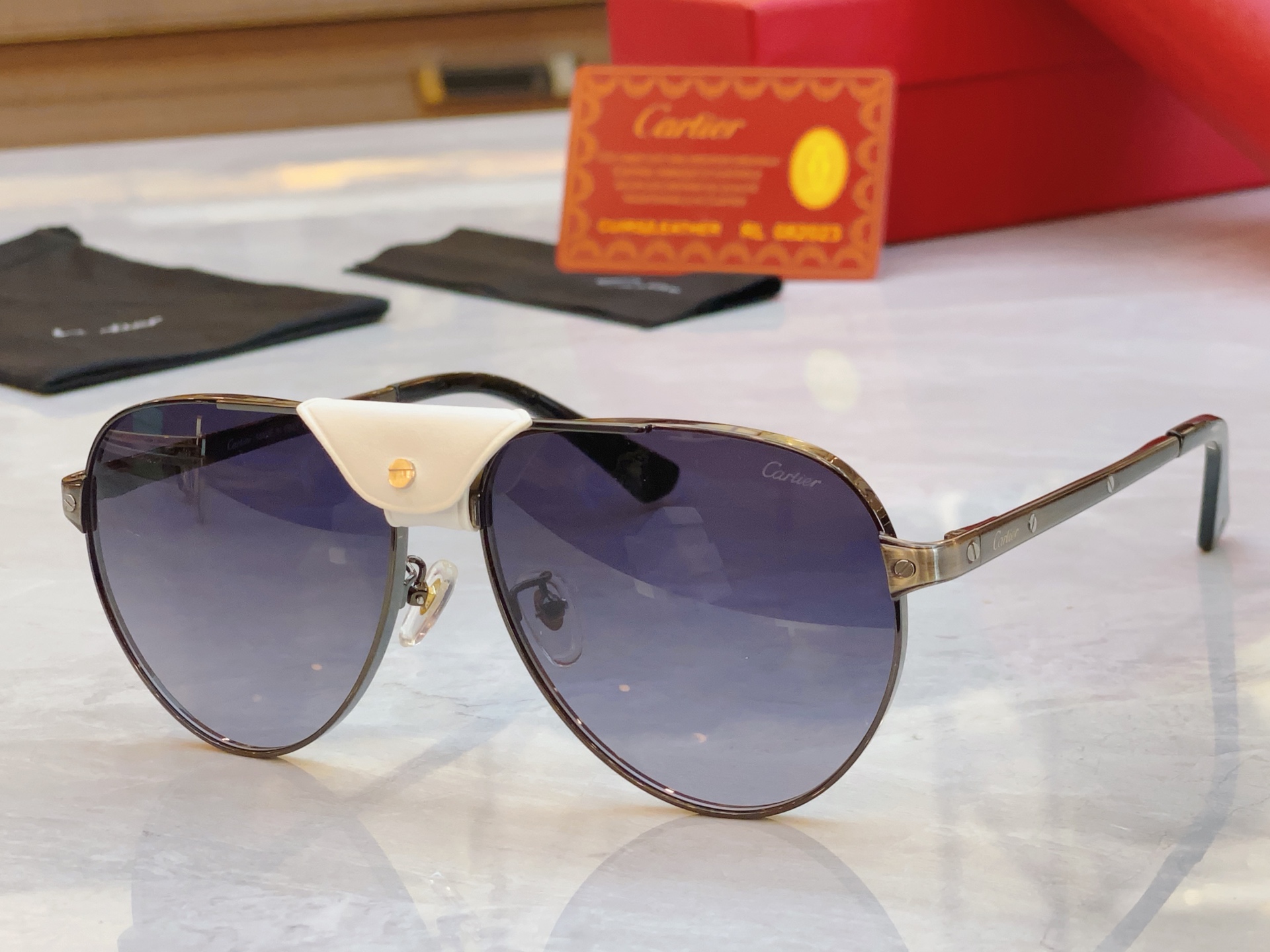 ，【CARTIE*】卡地*亚新款太阳镜，CT0425，size59口16-140
