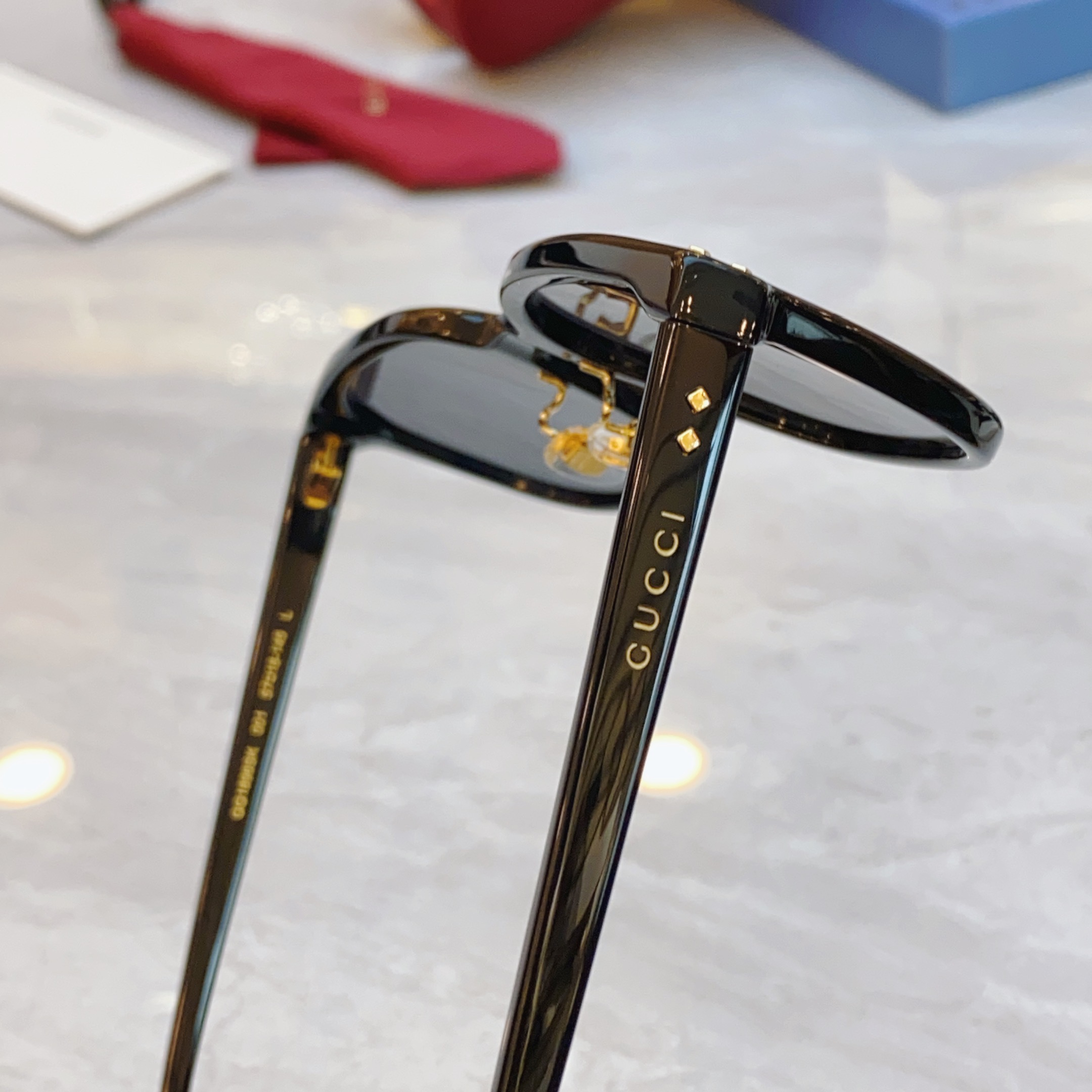 ，【GUCC*】古*驰新款太阳镜，MODEL：GG1896SK， SIZE：57口18-145