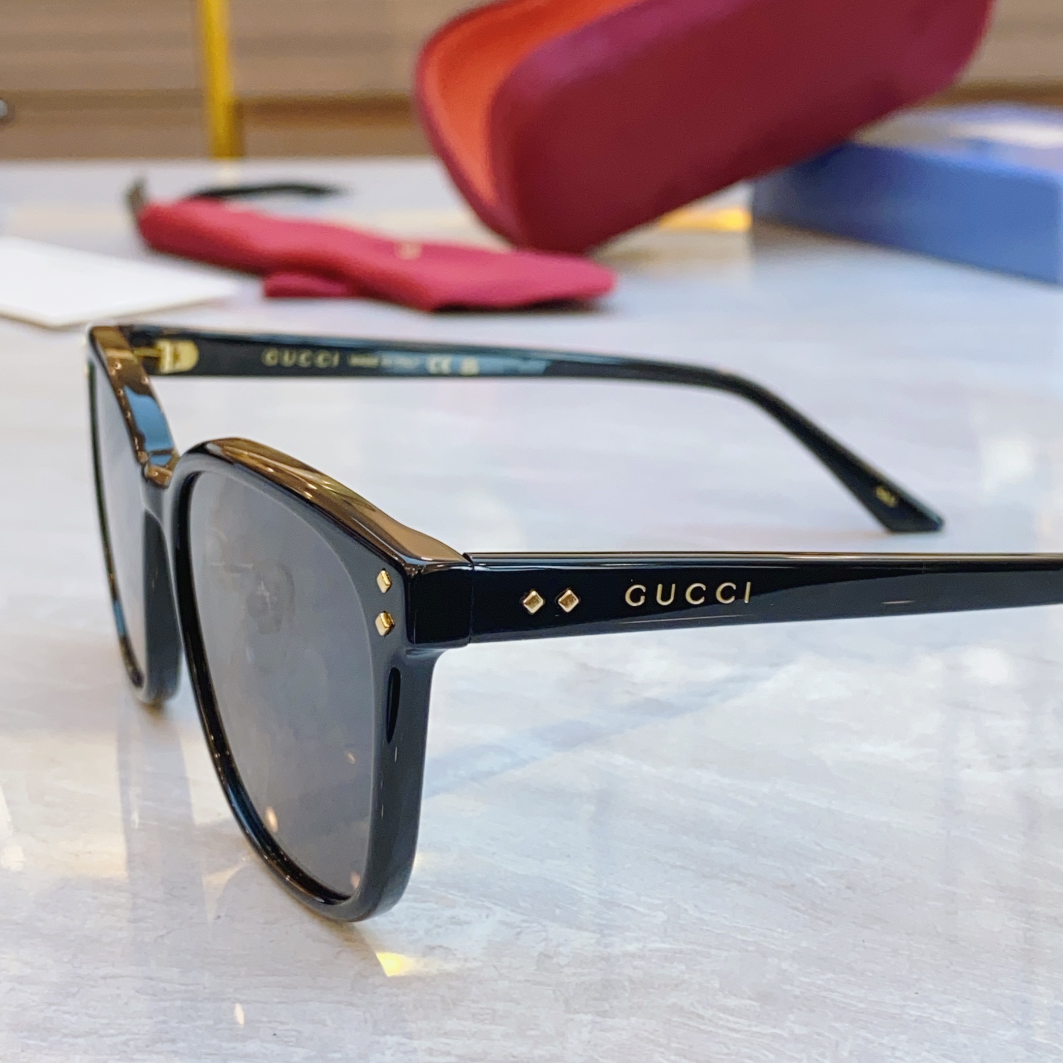 ，【GUCC*】古*驰新款太阳镜，MODEL：GG1896SK， SIZE：57口18-145