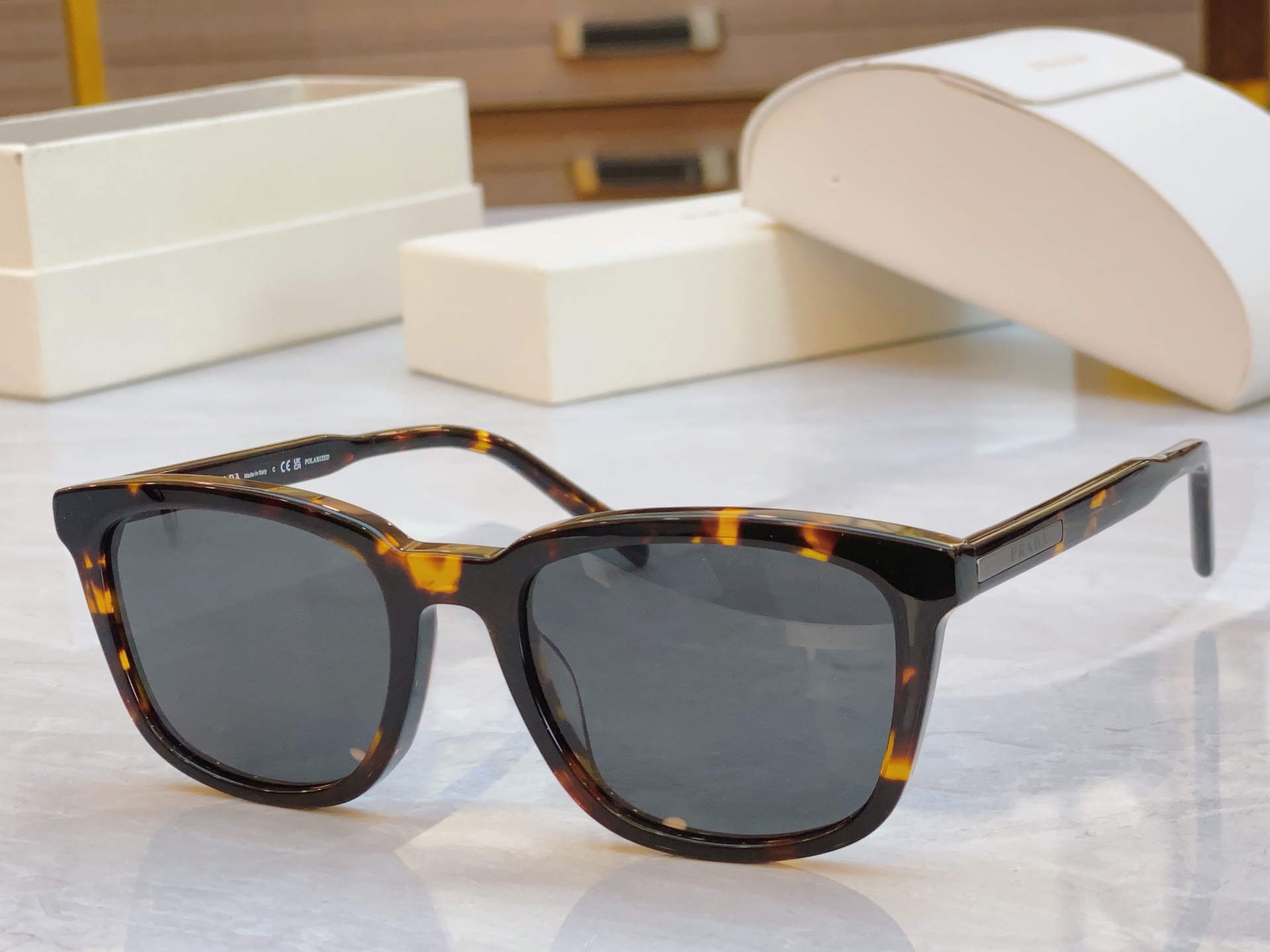 ，【PRAD*】普拉*达新款太阳镜，MODEL：PR A21S，SIZE：53口20-145