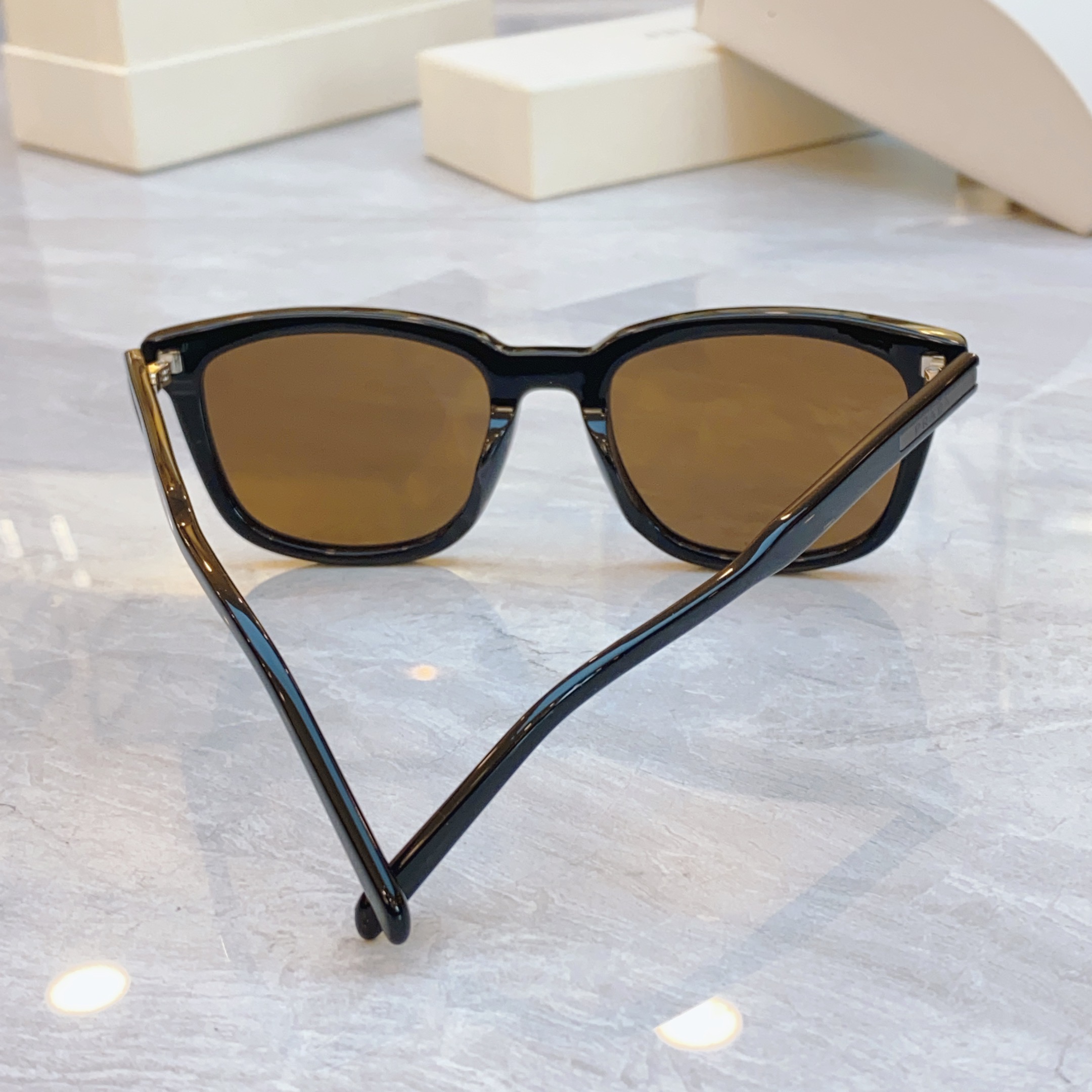 ，【PRAD*】普拉*达新款太阳镜，MODEL：PR A21S，SIZE：53口20-145