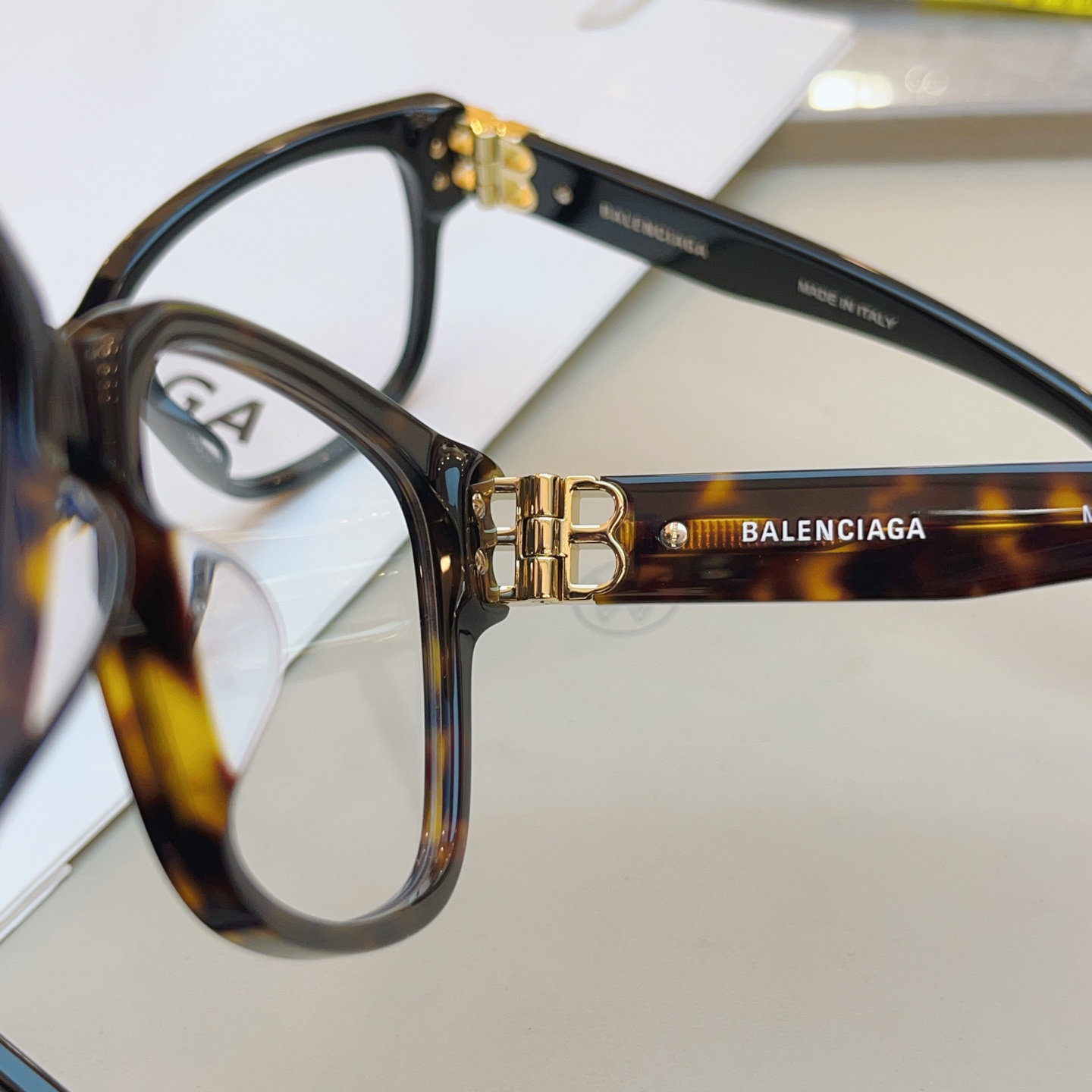 ，【BALENCIAG*】巴黎*世家新款太阳镜，高版本✨MODEL：BB0104O，SIZE：58口14