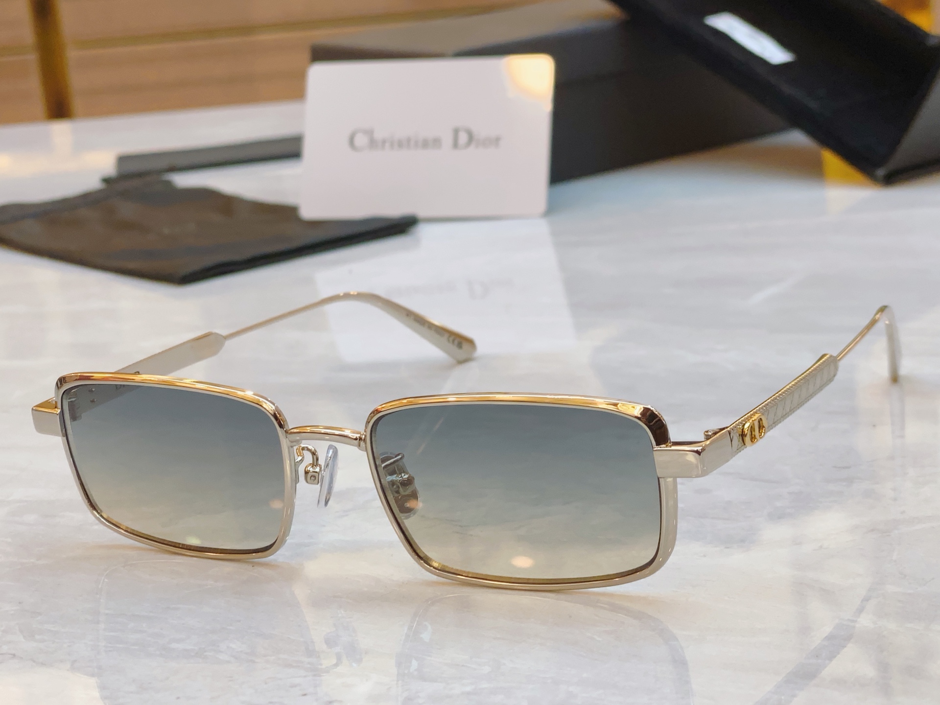 NO:365398,,【DIO*】Di*Ao new sunglasses, MODELDiorCannage S2U, SIZE55-port 18-140 glasses sunglasses, glasses, dior19860909,【DIO*】迪*奥新款太阳镜, MODELDiorCannage S2U,SIZE55口18-140眼镜墨镜太阳镜,眼镜,dior,glasses