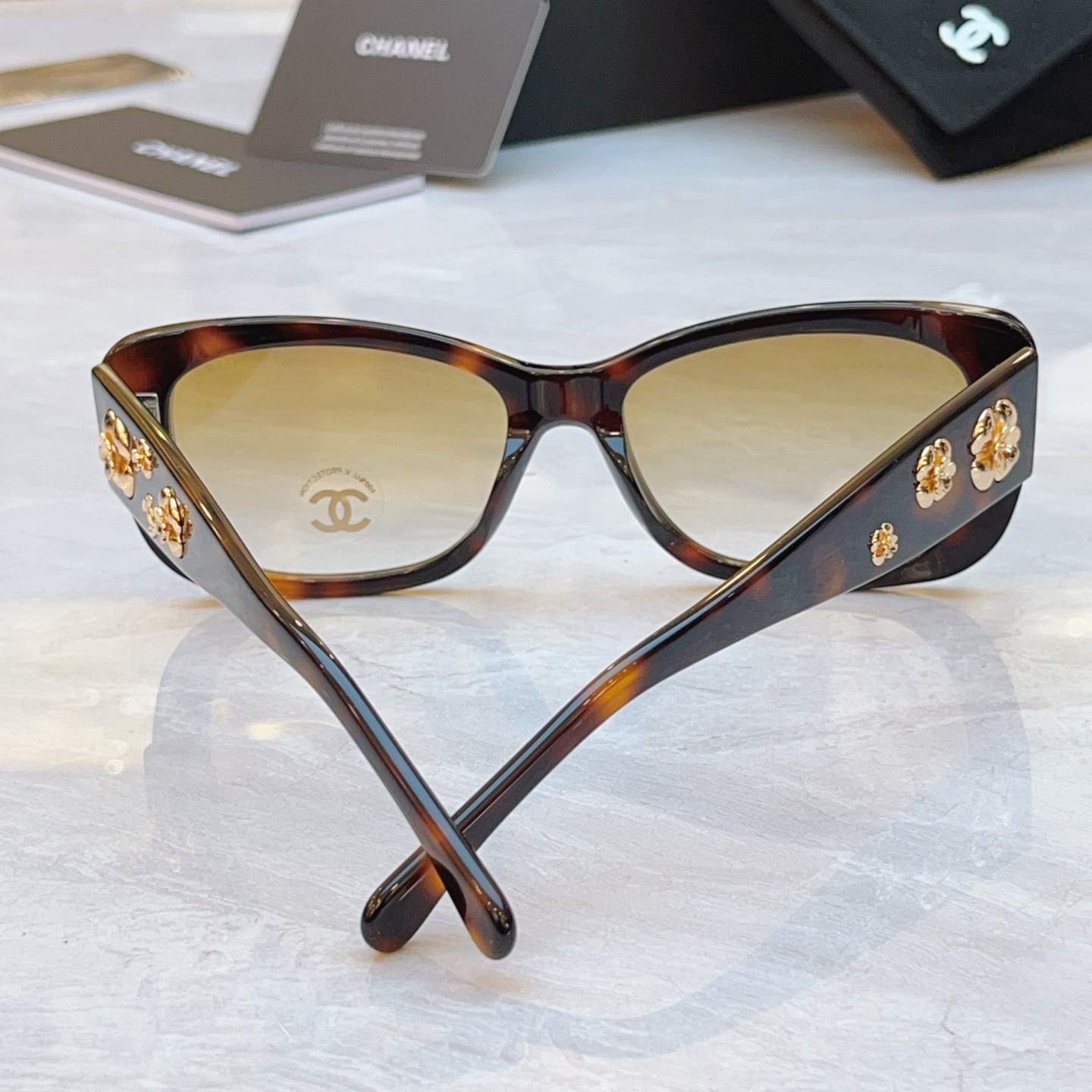 ，【CHANE*】香奈儿新款太阳镜🕶️🕶️，MODEL：CH5186A，SIZE：57口18-145