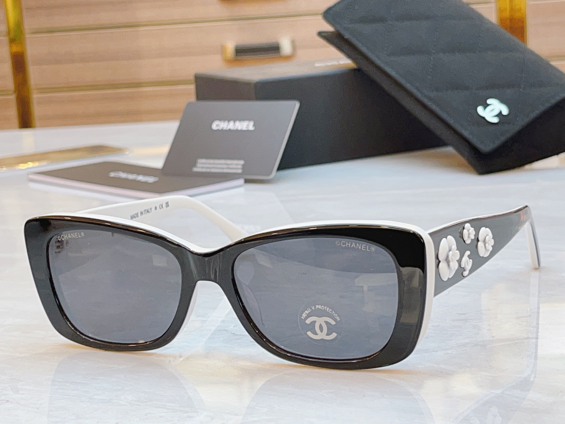 ，【CHANE*】香奈儿新款太阳镜🕶️🕶️，MODEL：CH5186A，SIZE：57口18-145
