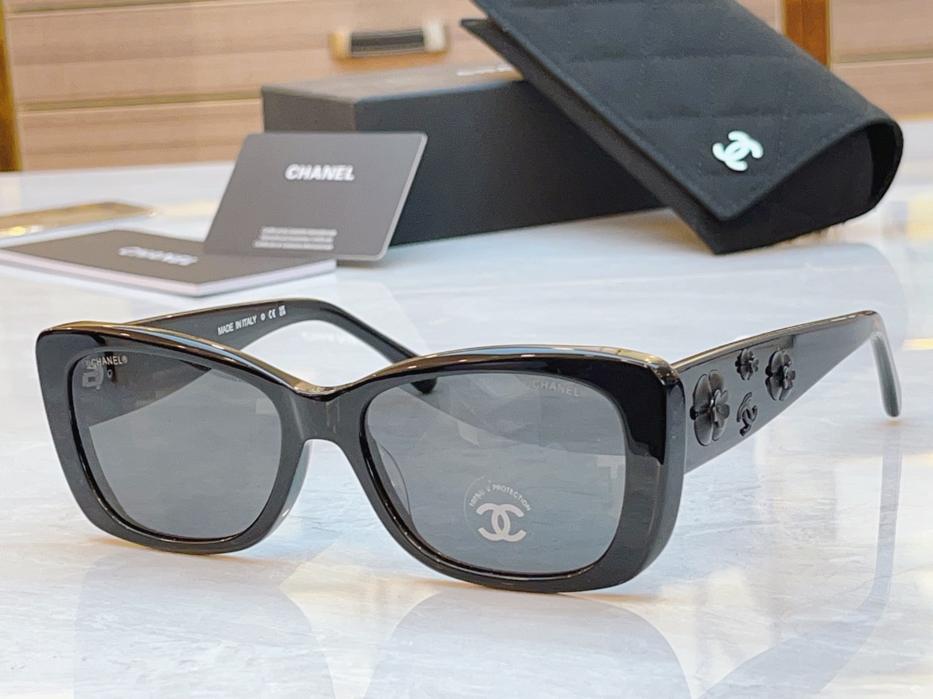 ，【CHANE*】香奈儿新款太阳镜🕶️🕶️，MODEL：CH5186A，SIZE：57口18-145