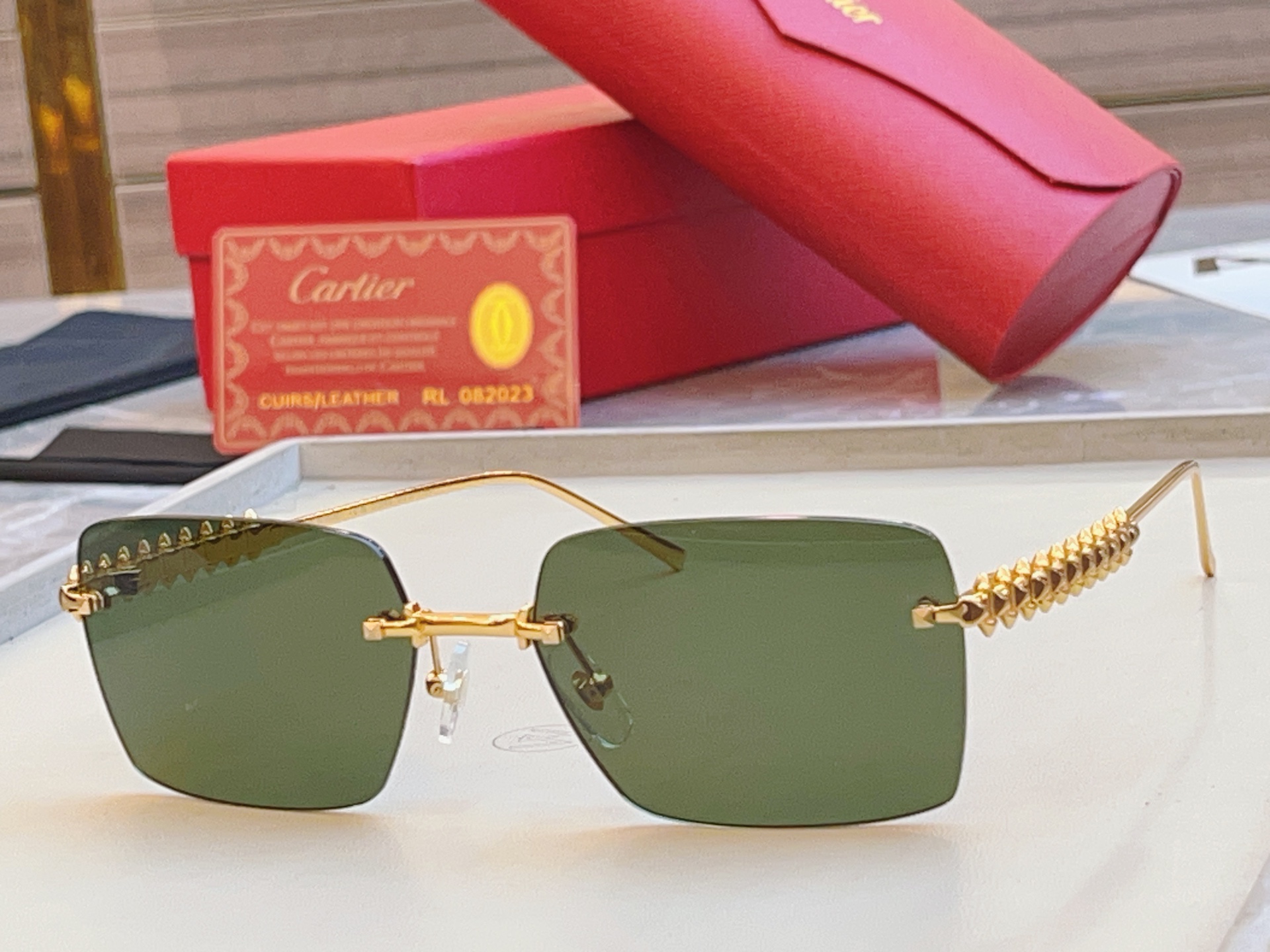 ，【CARTIE*】卡地*亚新款太阳镜🕶️，高版本✨CT0545S，size 58口17-140