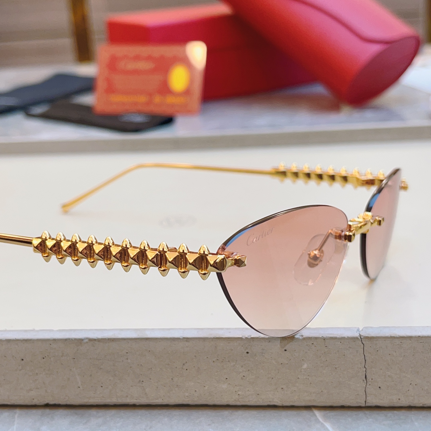 ，【CARTIE*】卡地*亚新款太阳镜🕶️，高版本✨CT0543S，size: 58口16-140