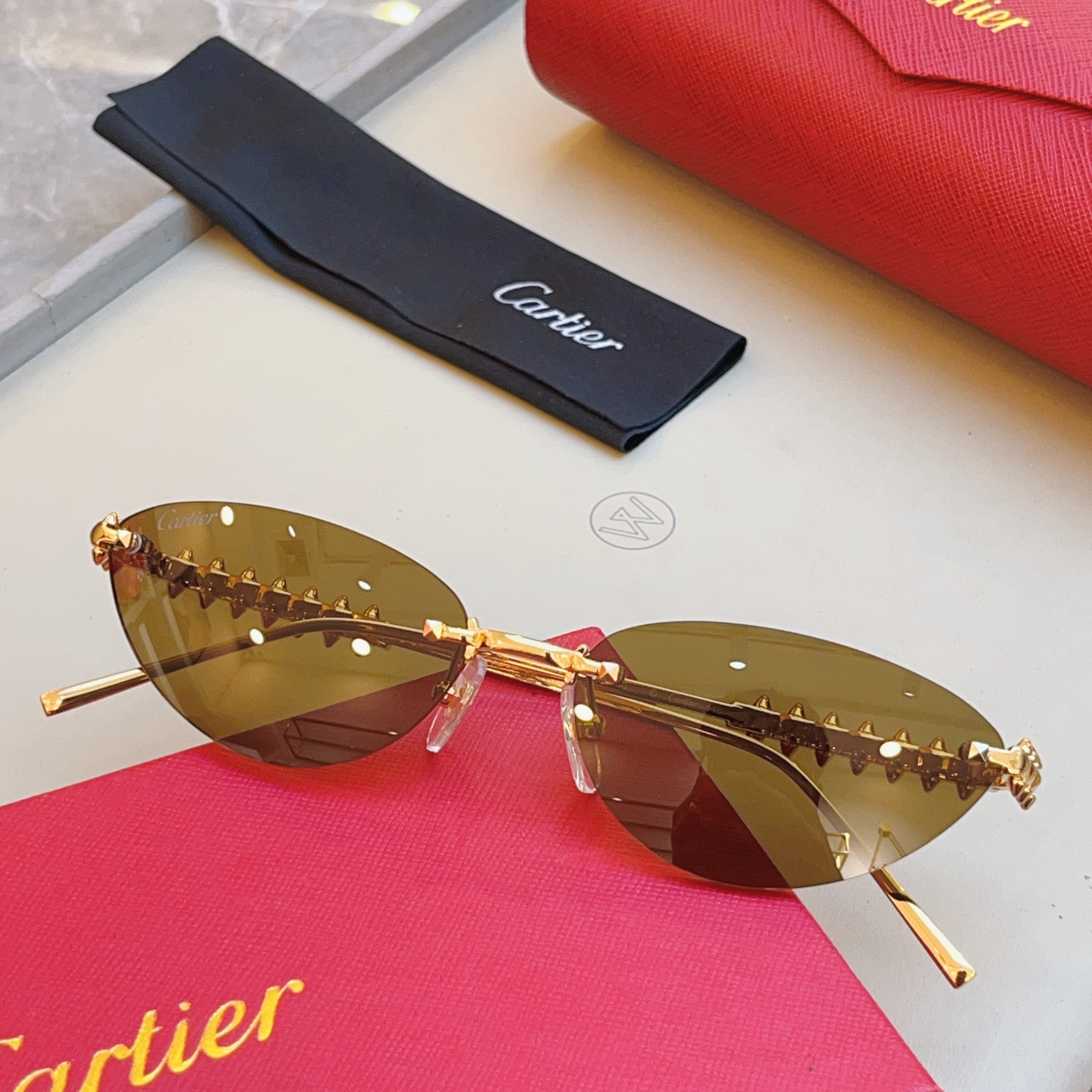 ，【CARTIE*】卡地*亚新款太阳镜🕶️，高版本✨CT0543S，size: 58口16-140