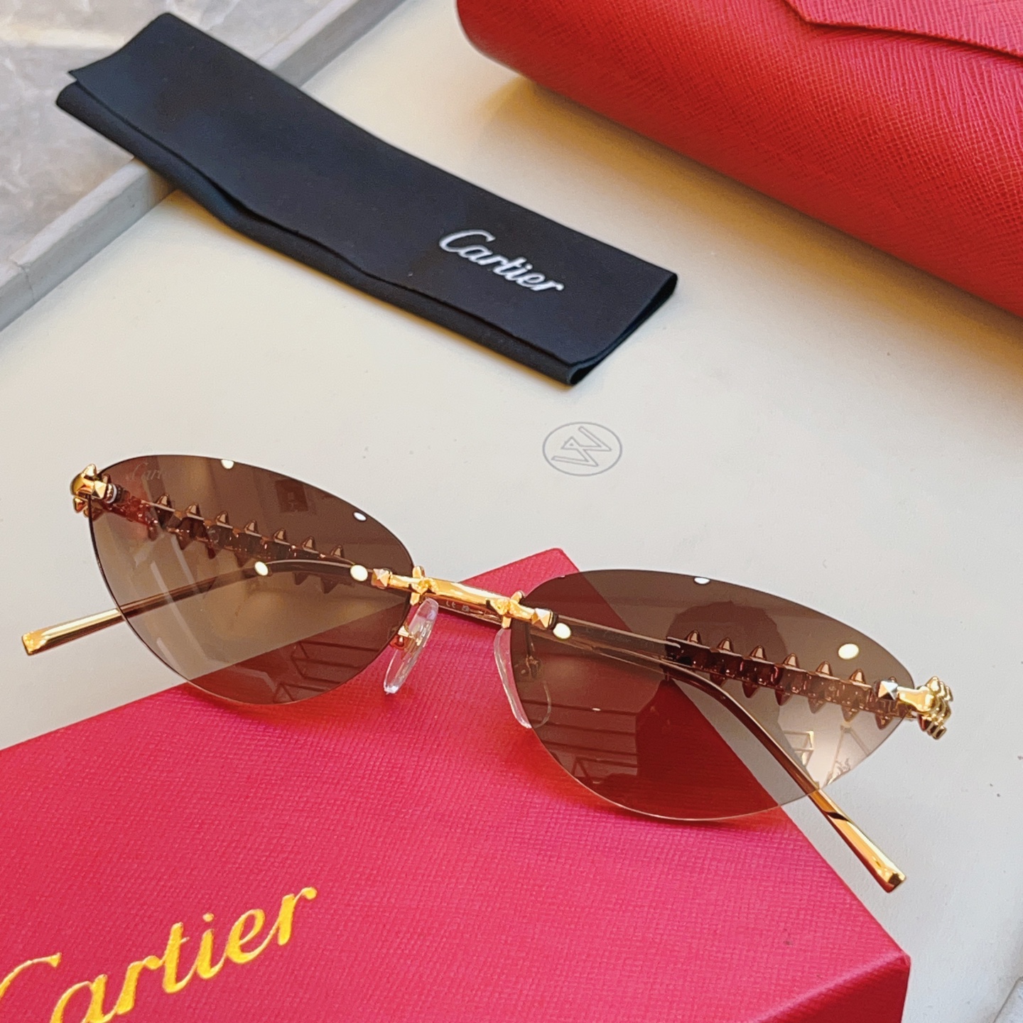 ，【CARTIE*】卡地*亚新款太阳镜🕶️，高版本✨CT0543S，size: 58口16-140